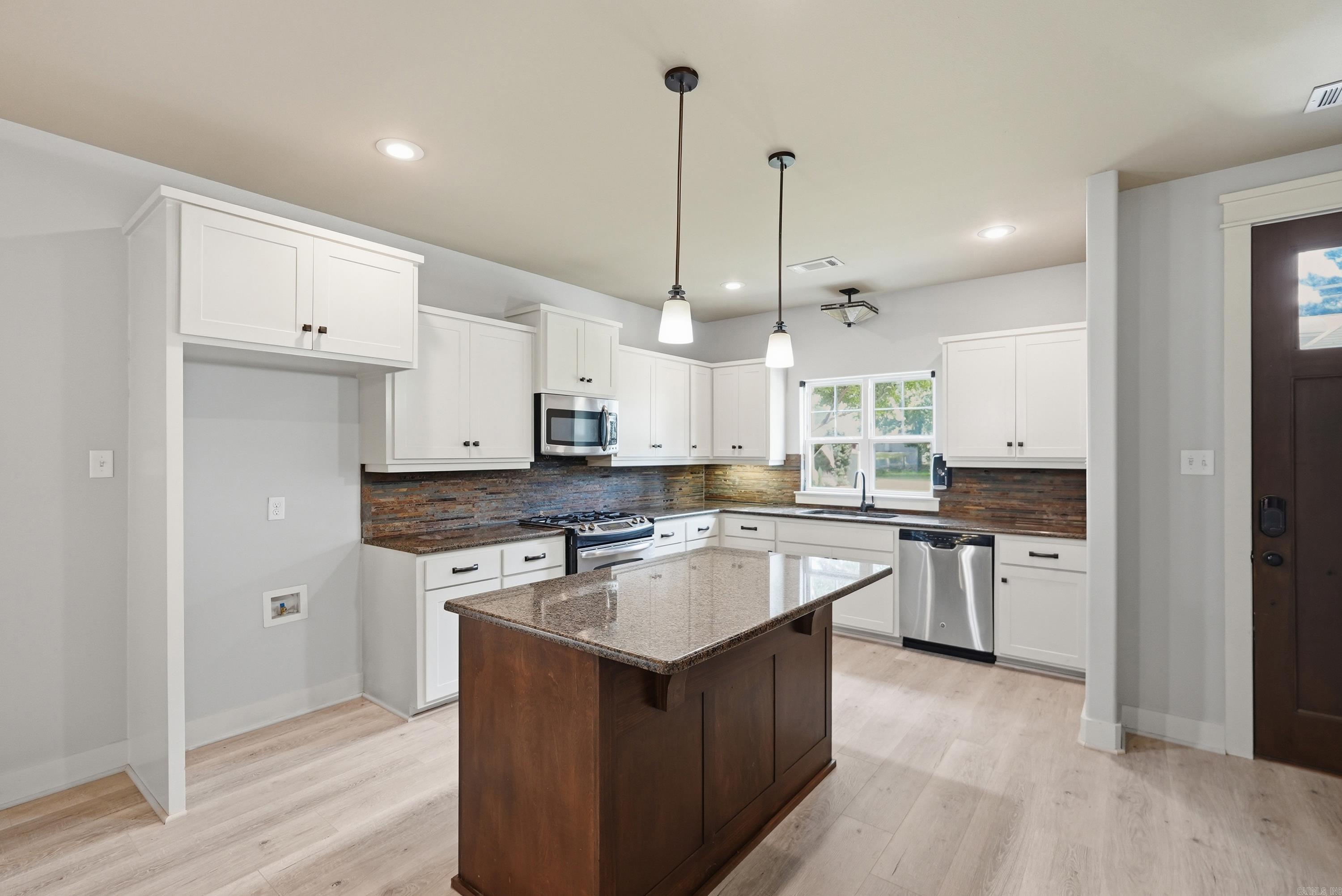 THE COVE - Residential