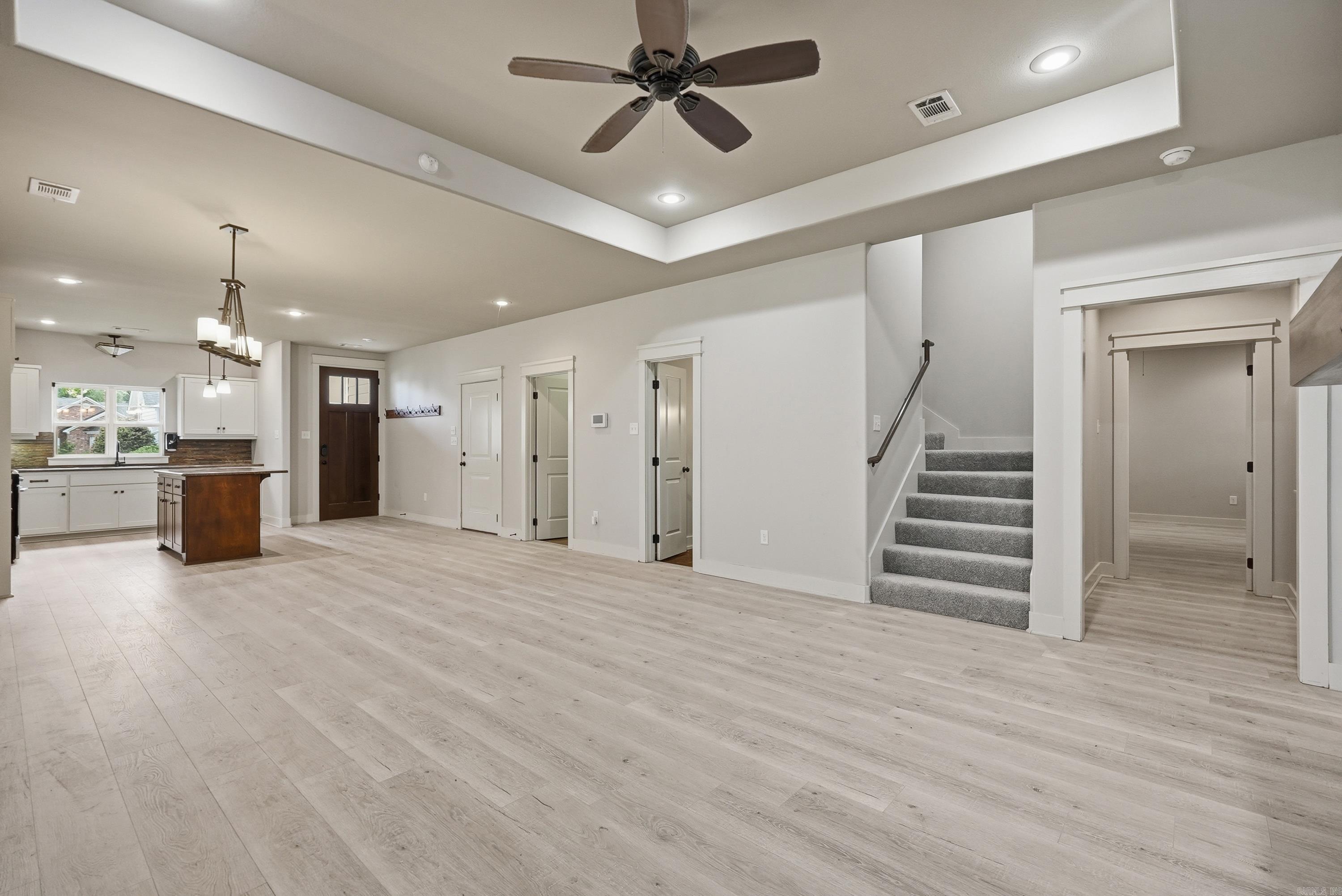 THE COVE - Residential