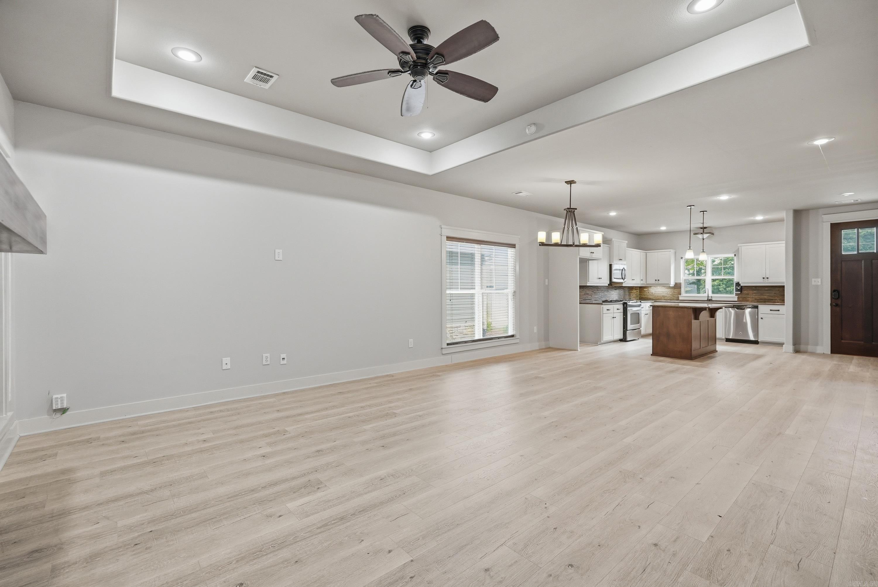 THE COVE - Residential