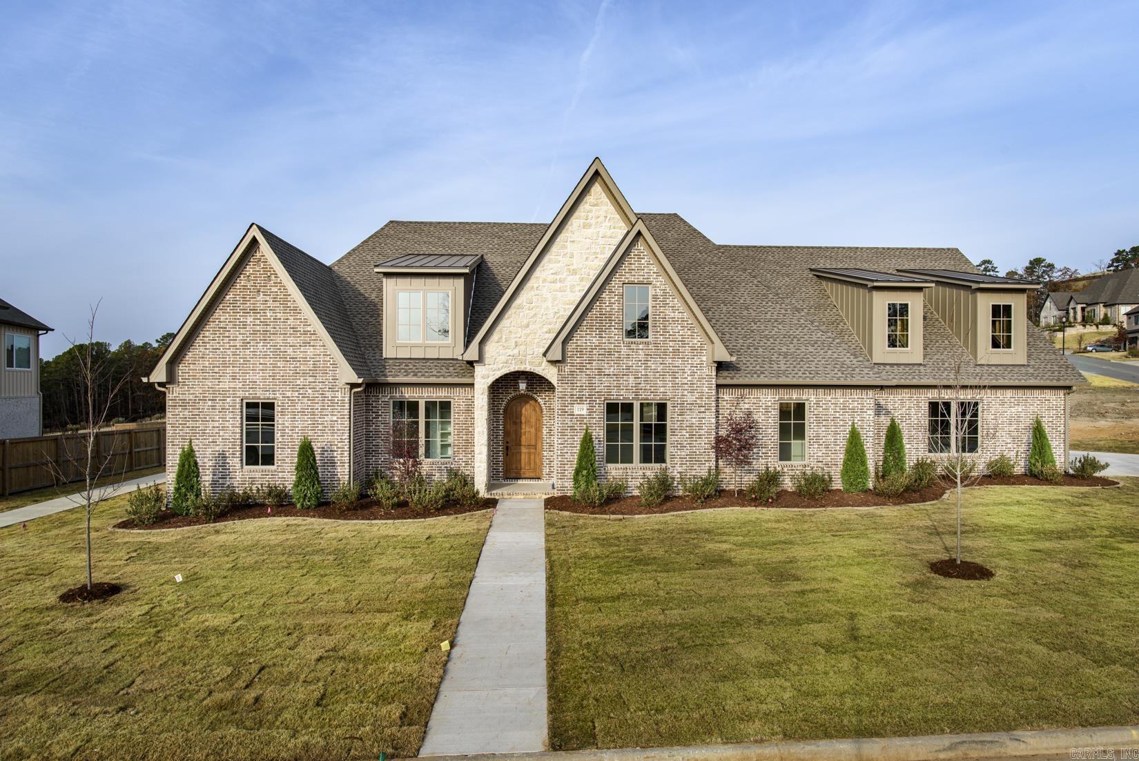 CHENAL VALLEY "FALSTONE COURT" - Residential