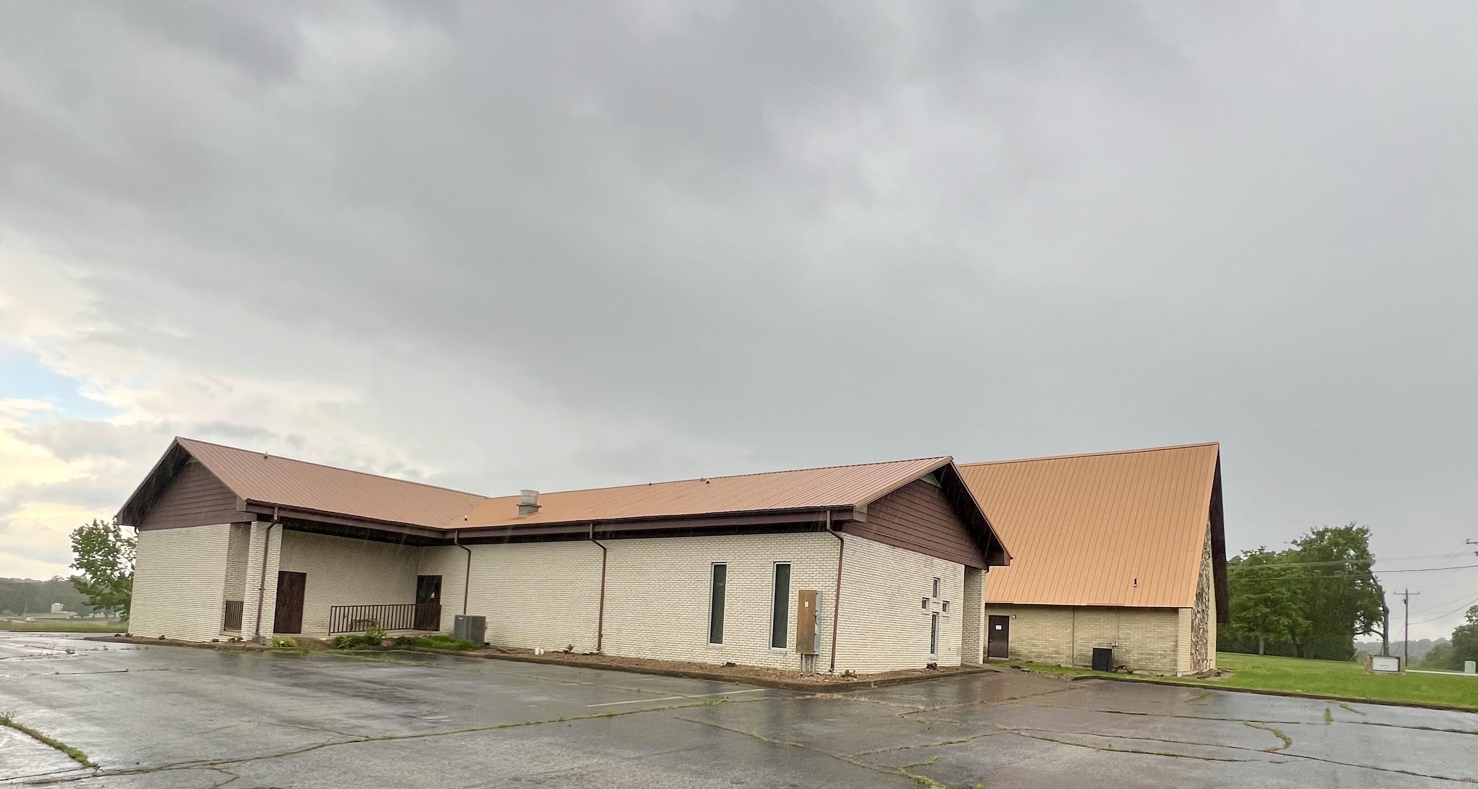 BUSINESS CENTER - Residential