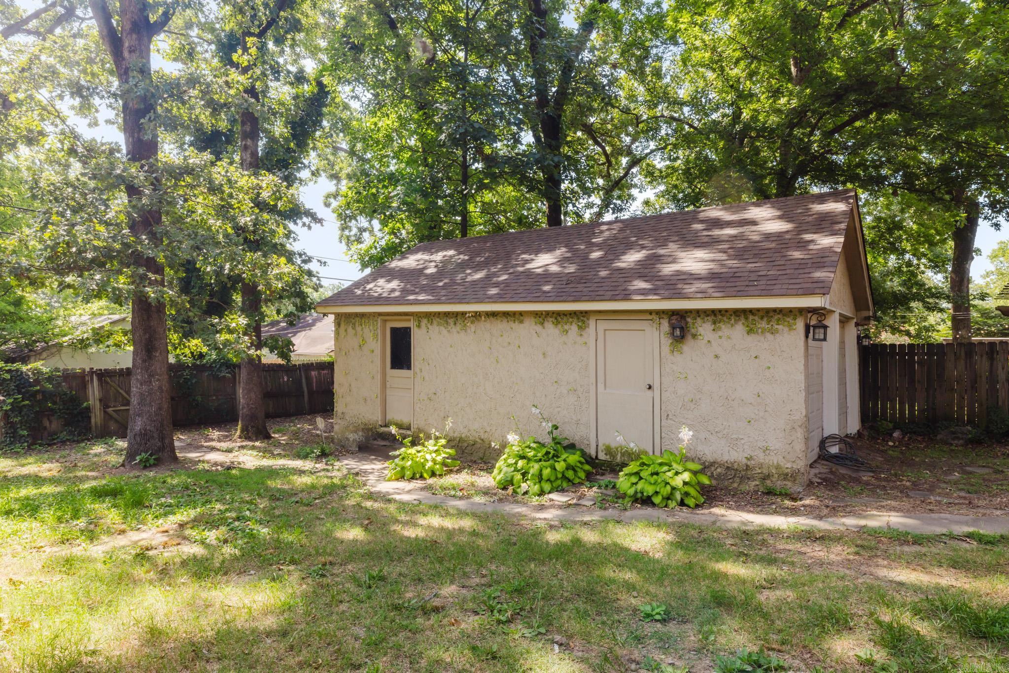 CHERRY & COX - Residential
