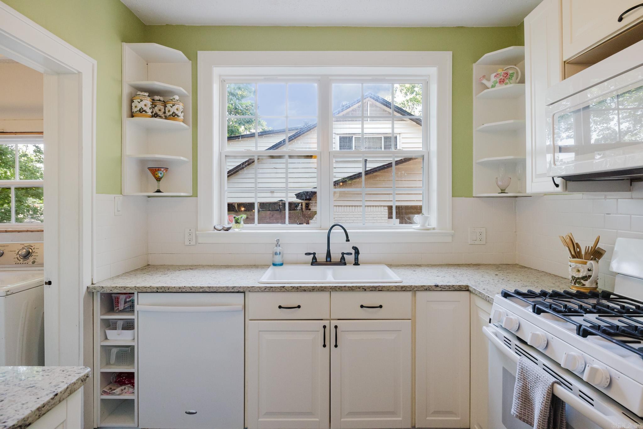 CHERRY & COX - Residential
