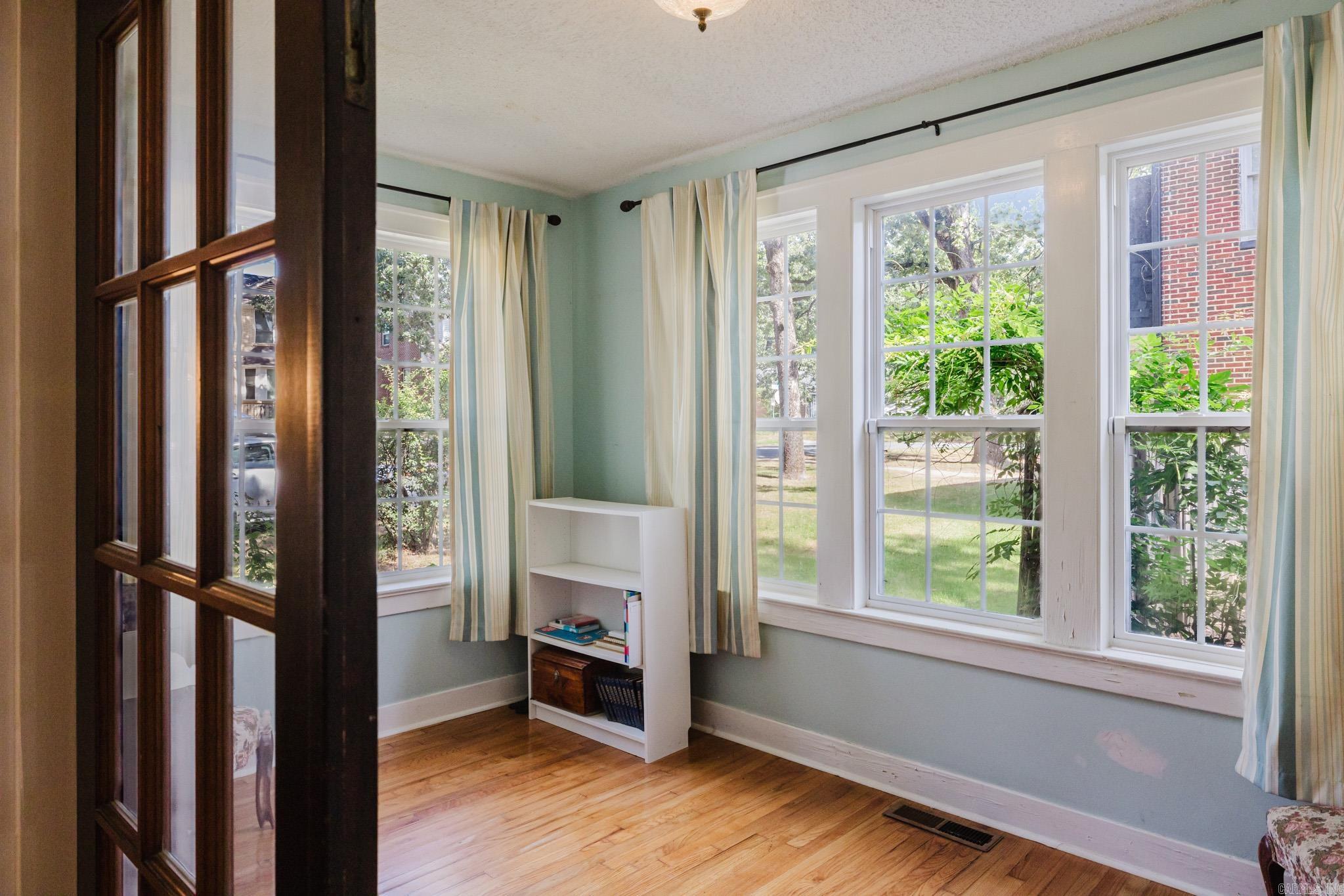 CHERRY & COX - Residential