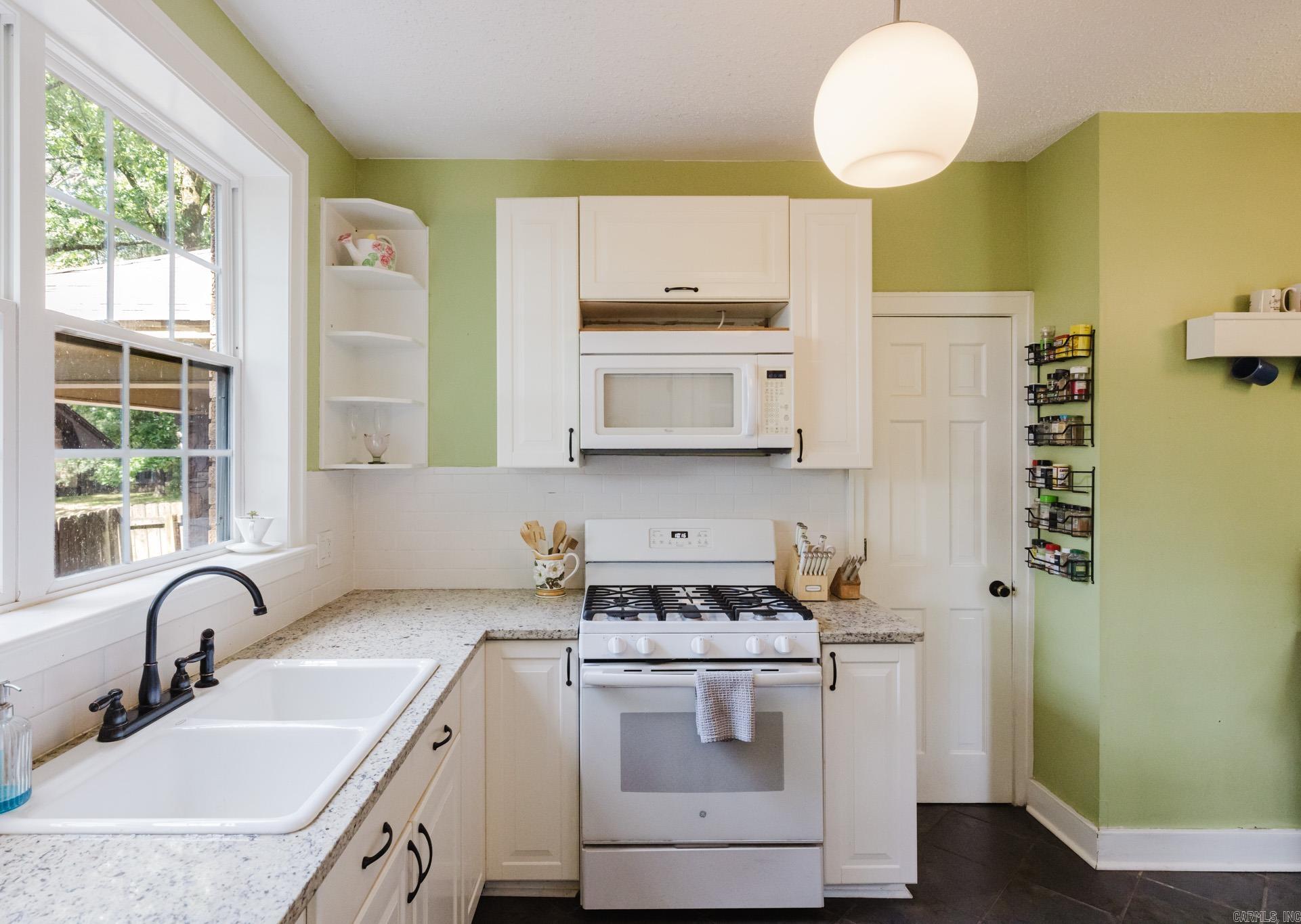 CHERRY & COX - Residential