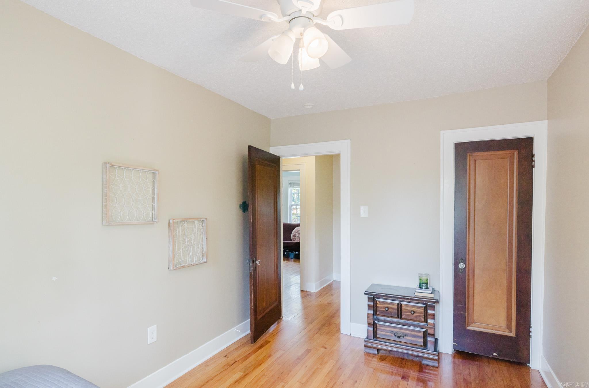 CHERRY & COX - Residential