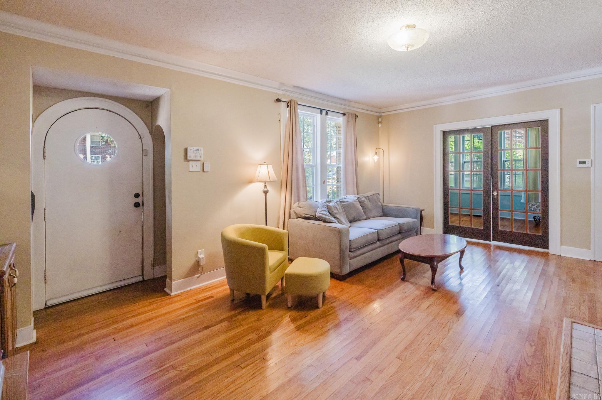 CHERRY & COX - Residential