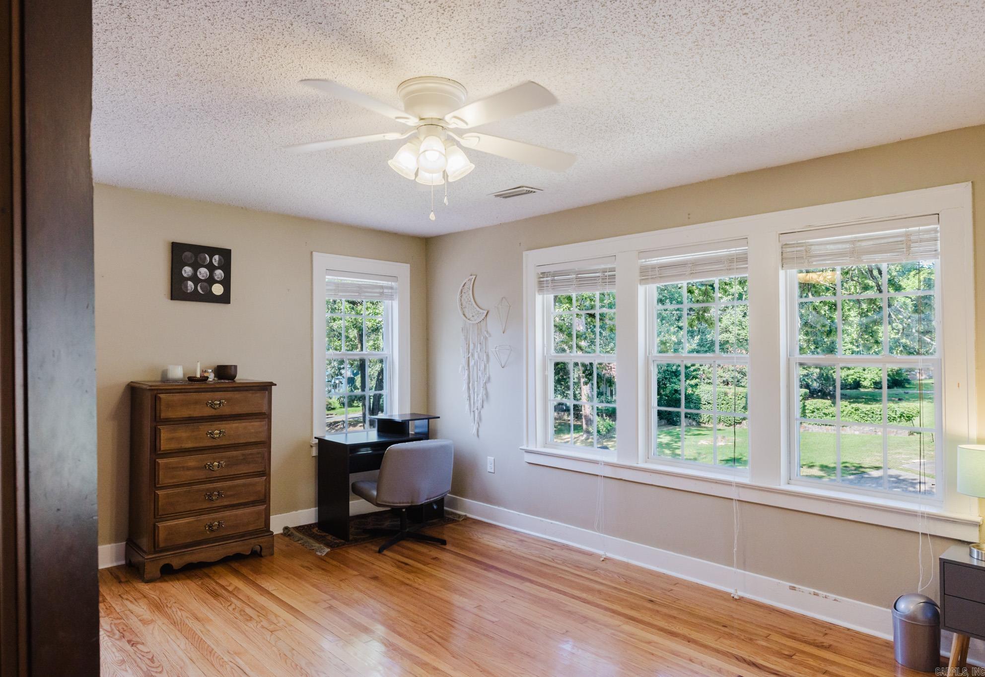 CHERRY & COX - Residential