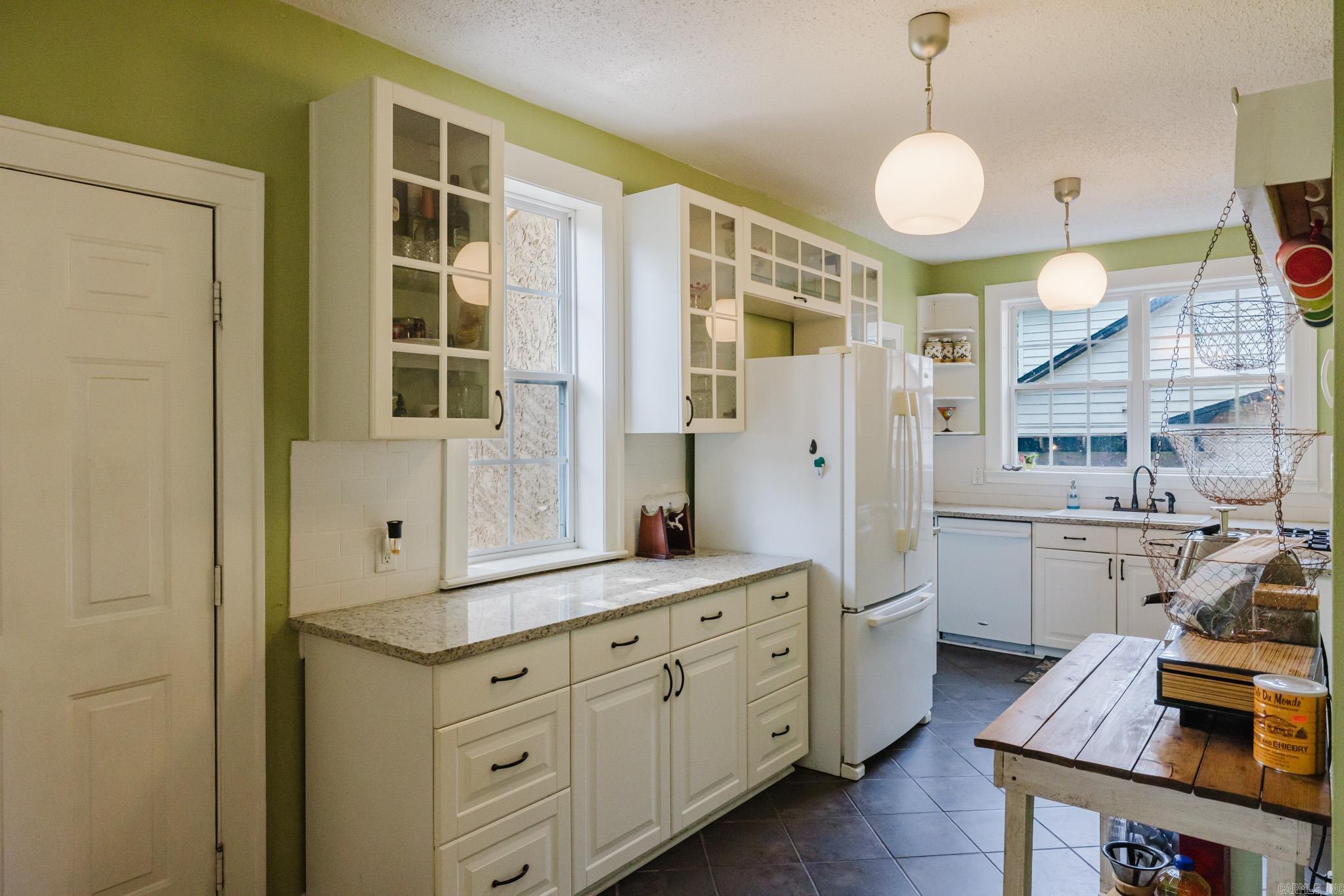 CHERRY & COX - Residential