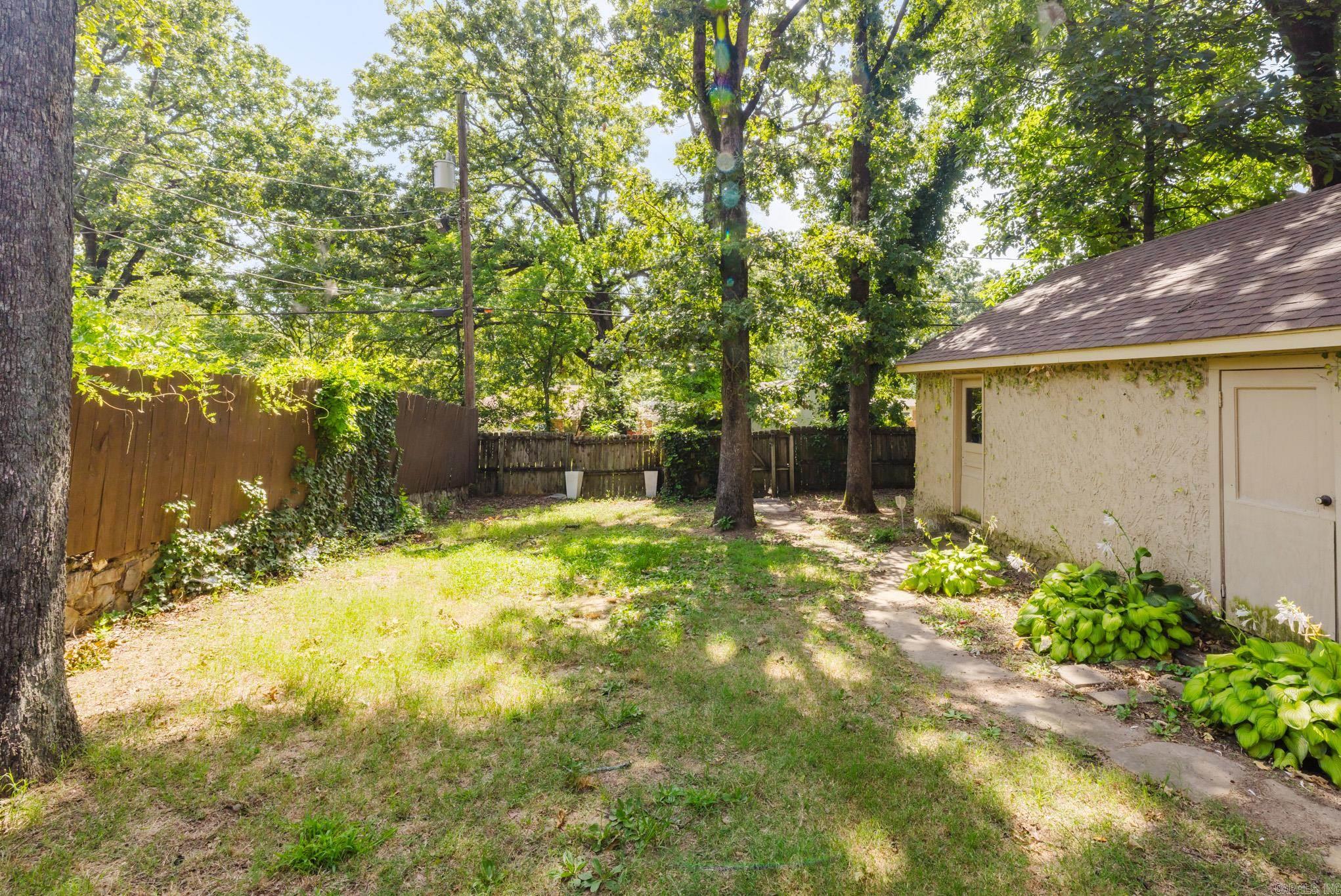 CHERRY & COX - Residential