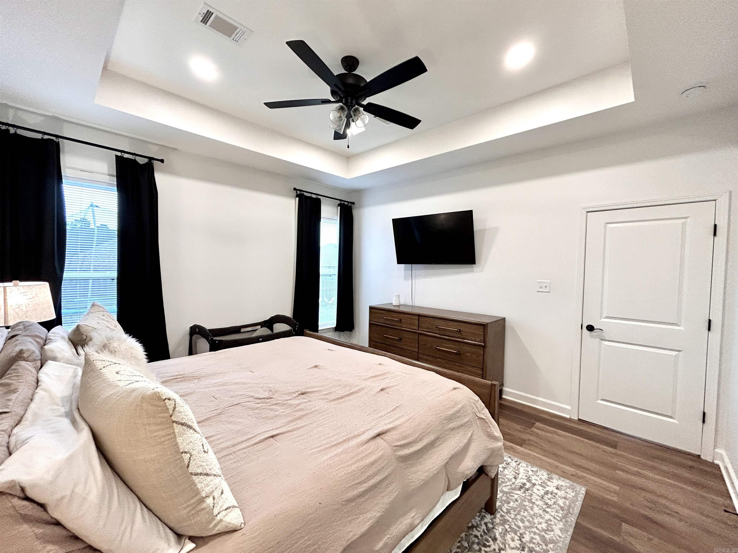 NORTHSHORE RIDGE - Residential