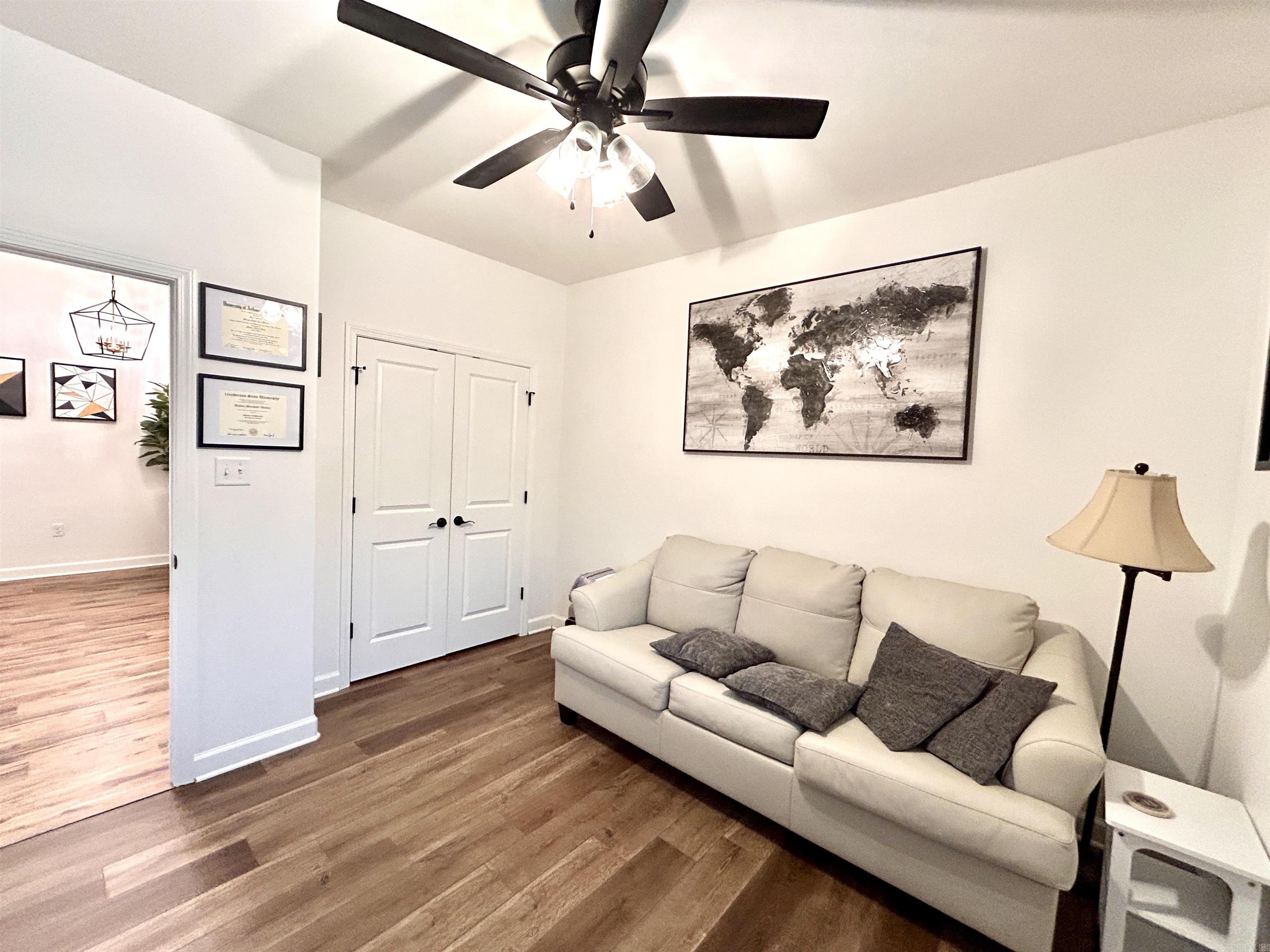 NORTHSHORE RIDGE - Residential