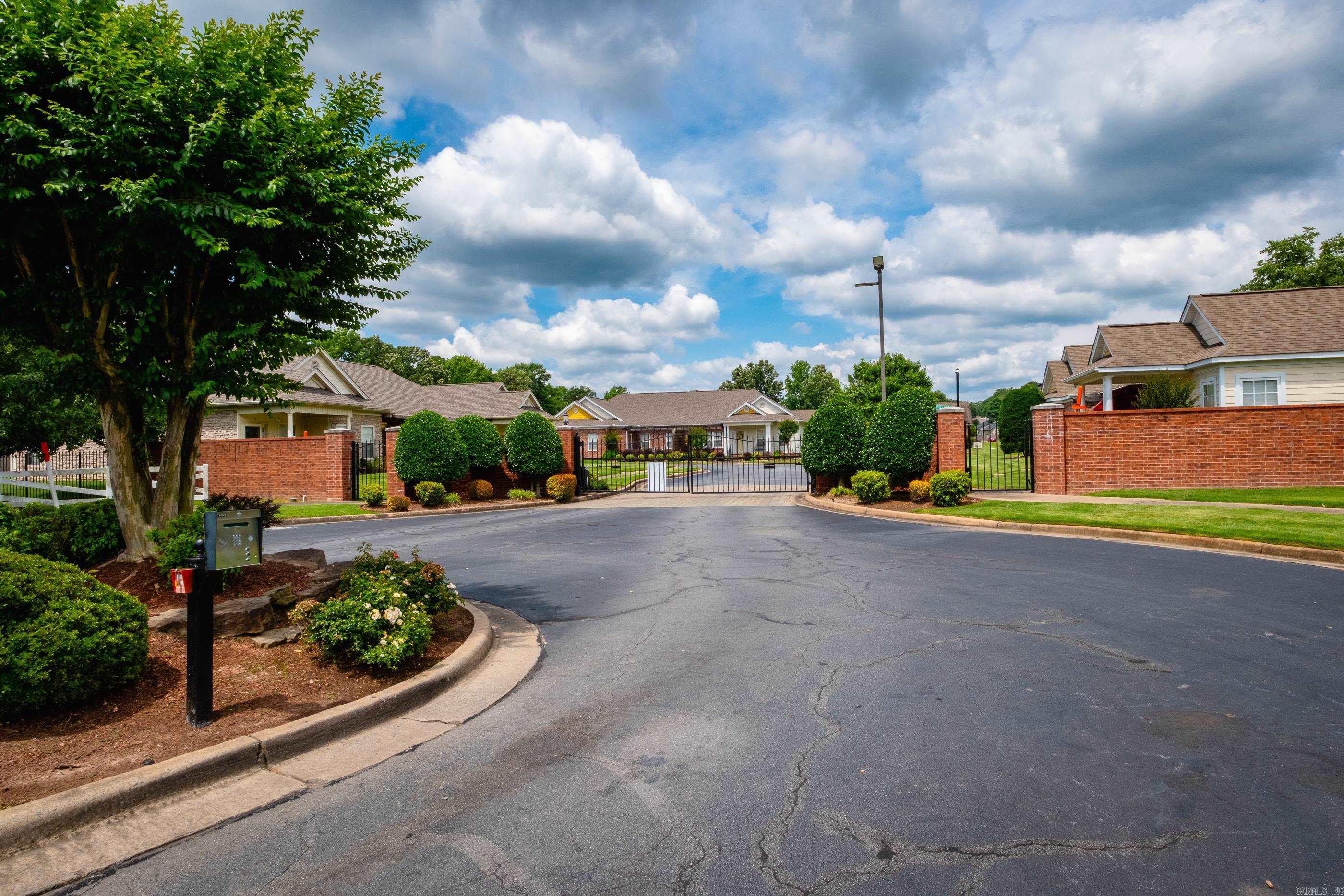 STAGECOACH VILLAGE - Residential