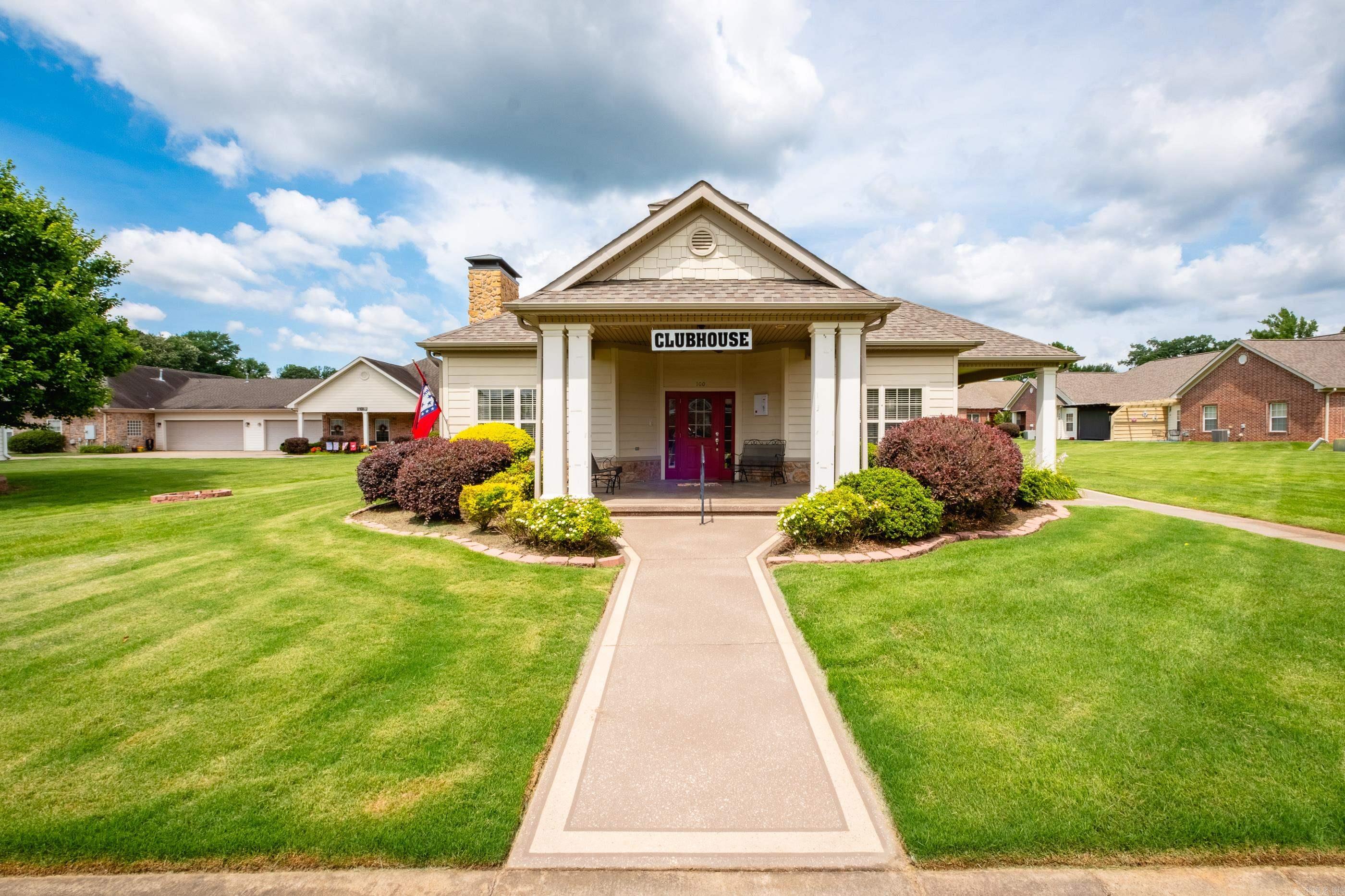 STAGECOACH VILLAGE - Residential