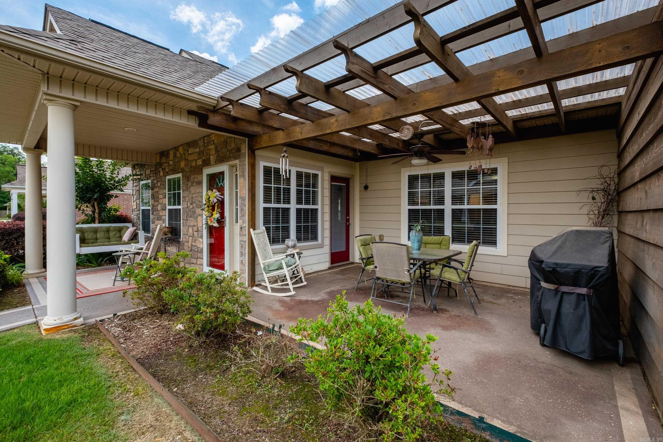STAGECOACH VILLAGE - Residential