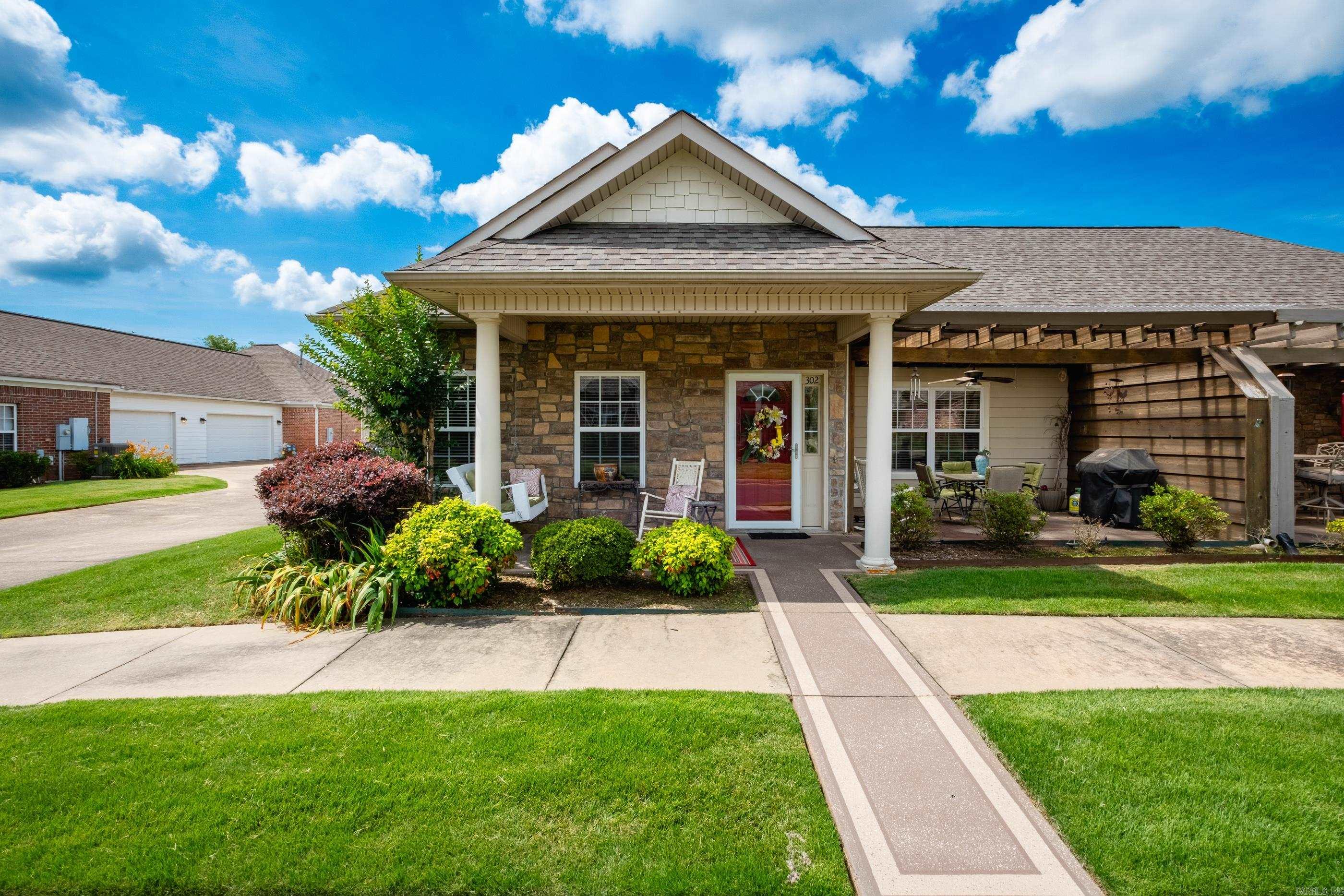 STAGECOACH VILLAGE - Residential