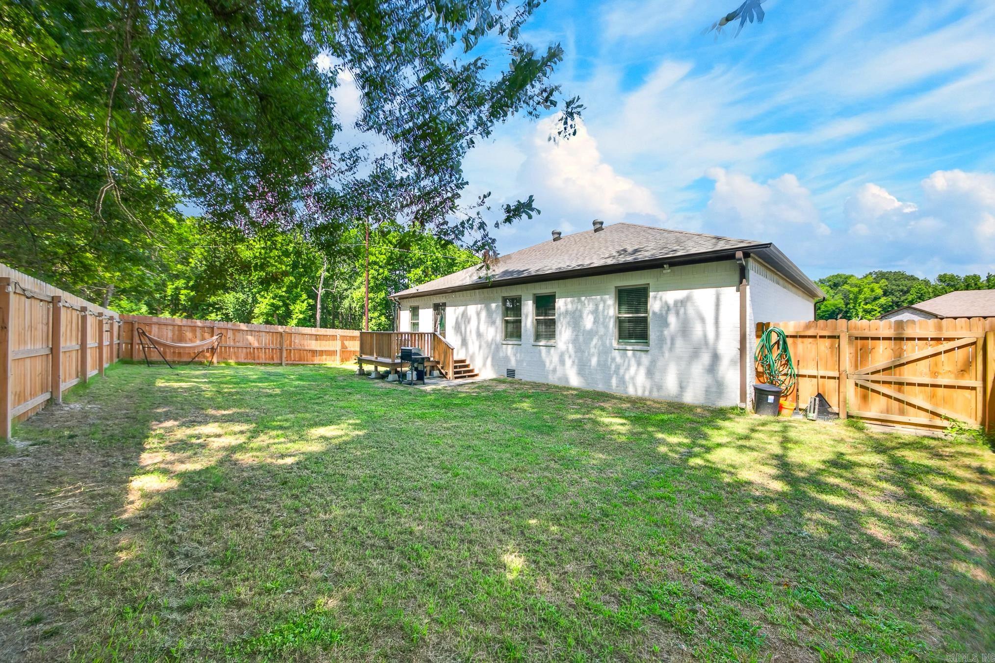 PAW'S PLACE - Residential