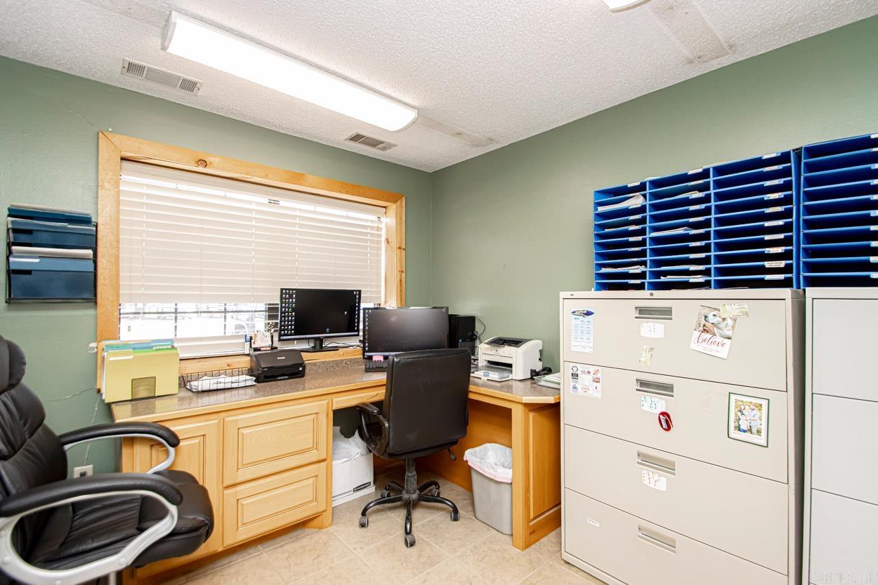 Metes & Bounds - Commercial Sale