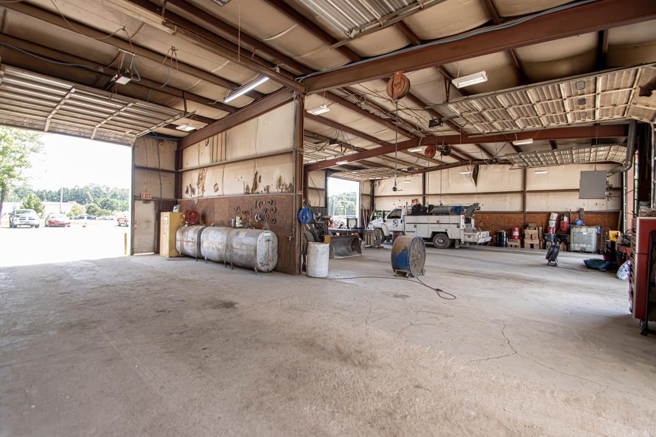 Metes & Bounds - Commercial Sale