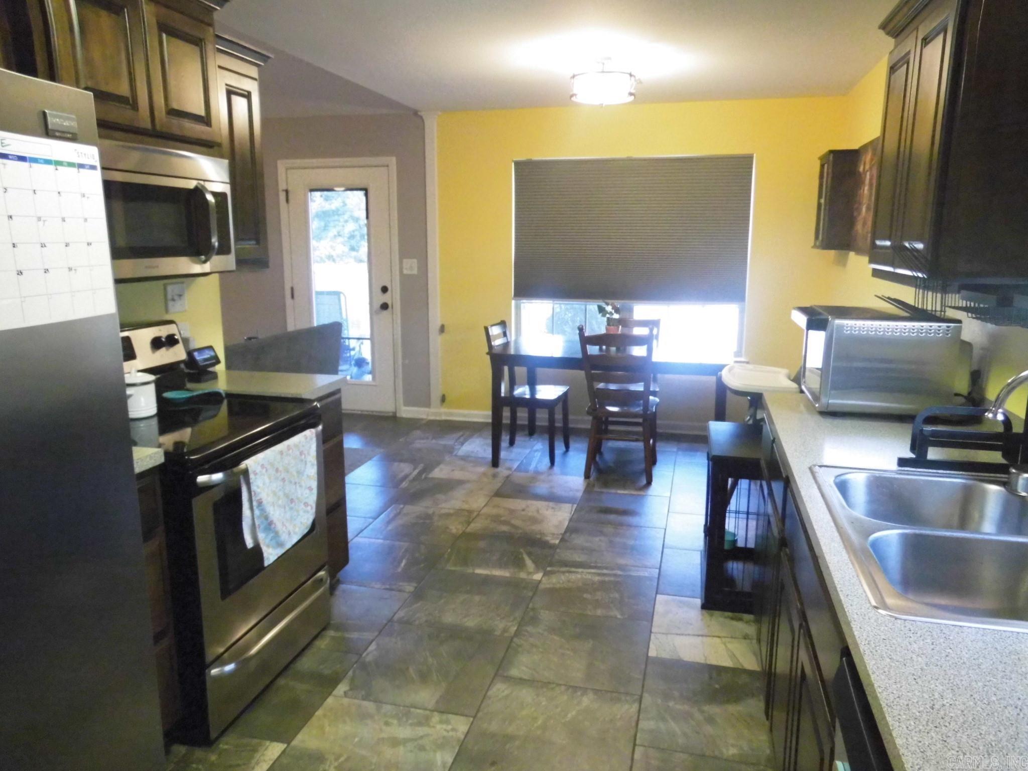 DEER CREEK SPRINGS - Residential