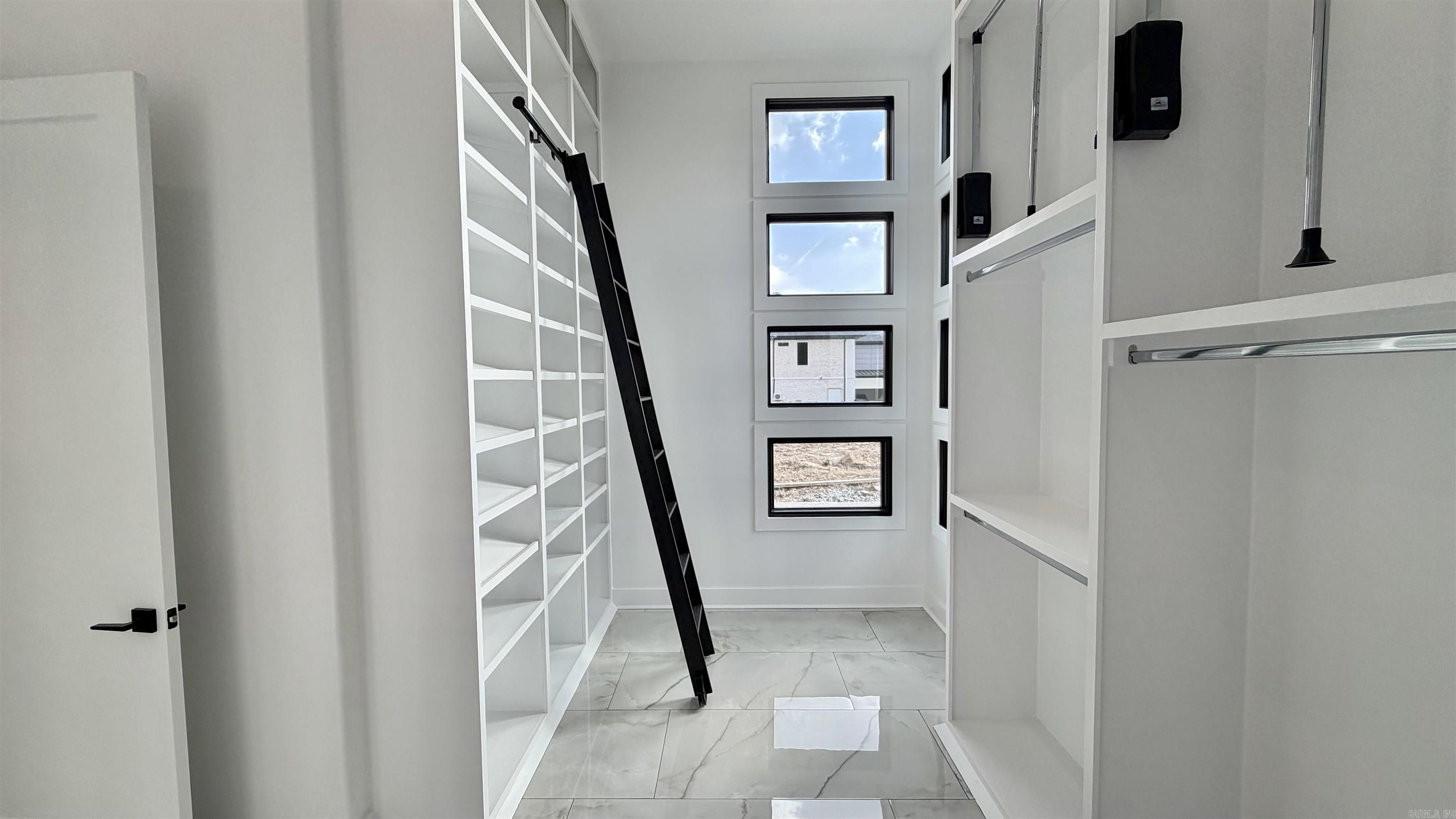 CHENAL VALLEY ORLE - Residential