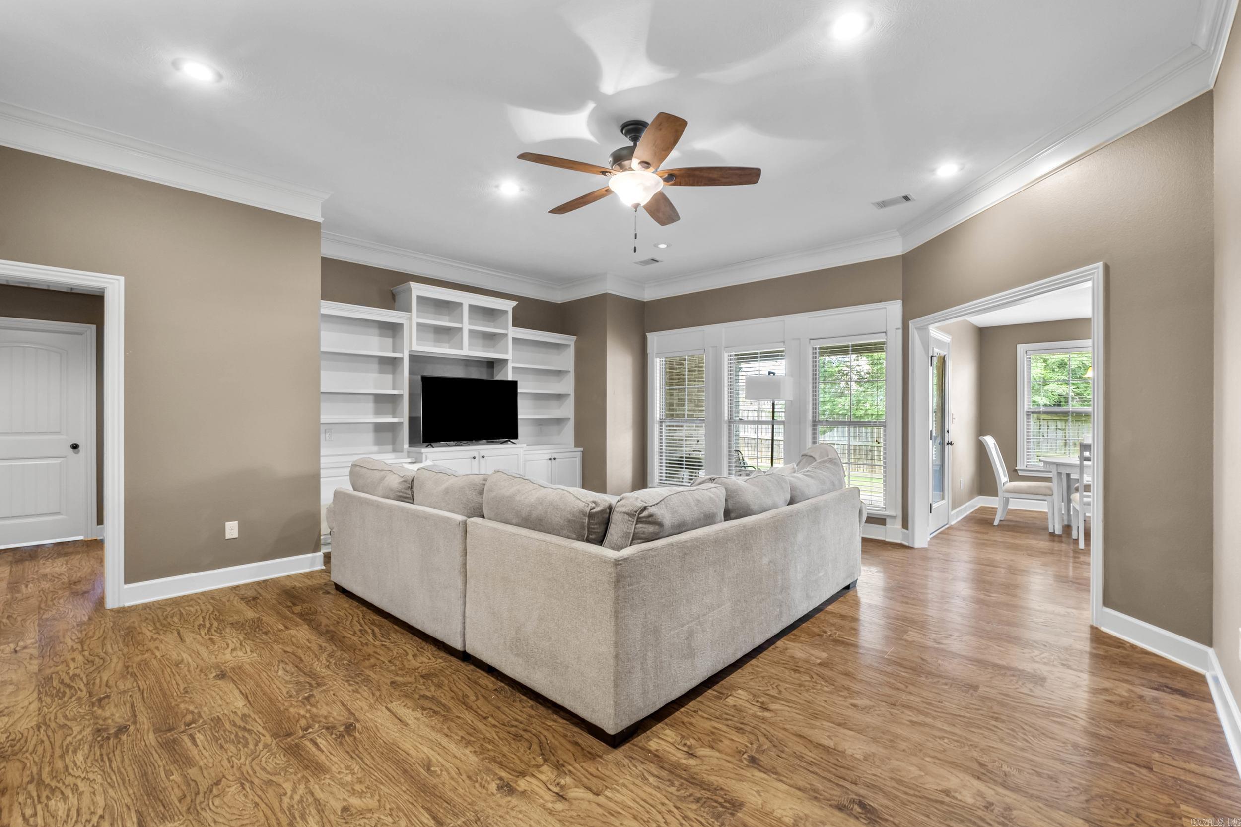 RIDGEWOOD S/D - Residential