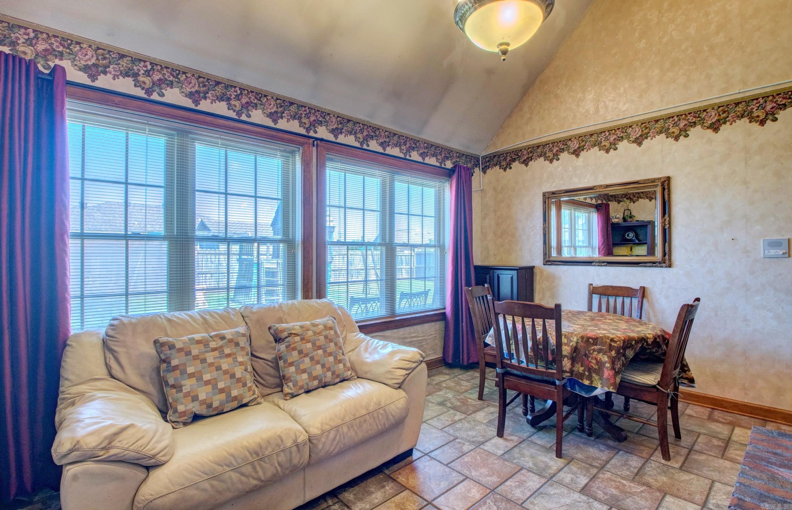 PRIVETT PARK - Residential