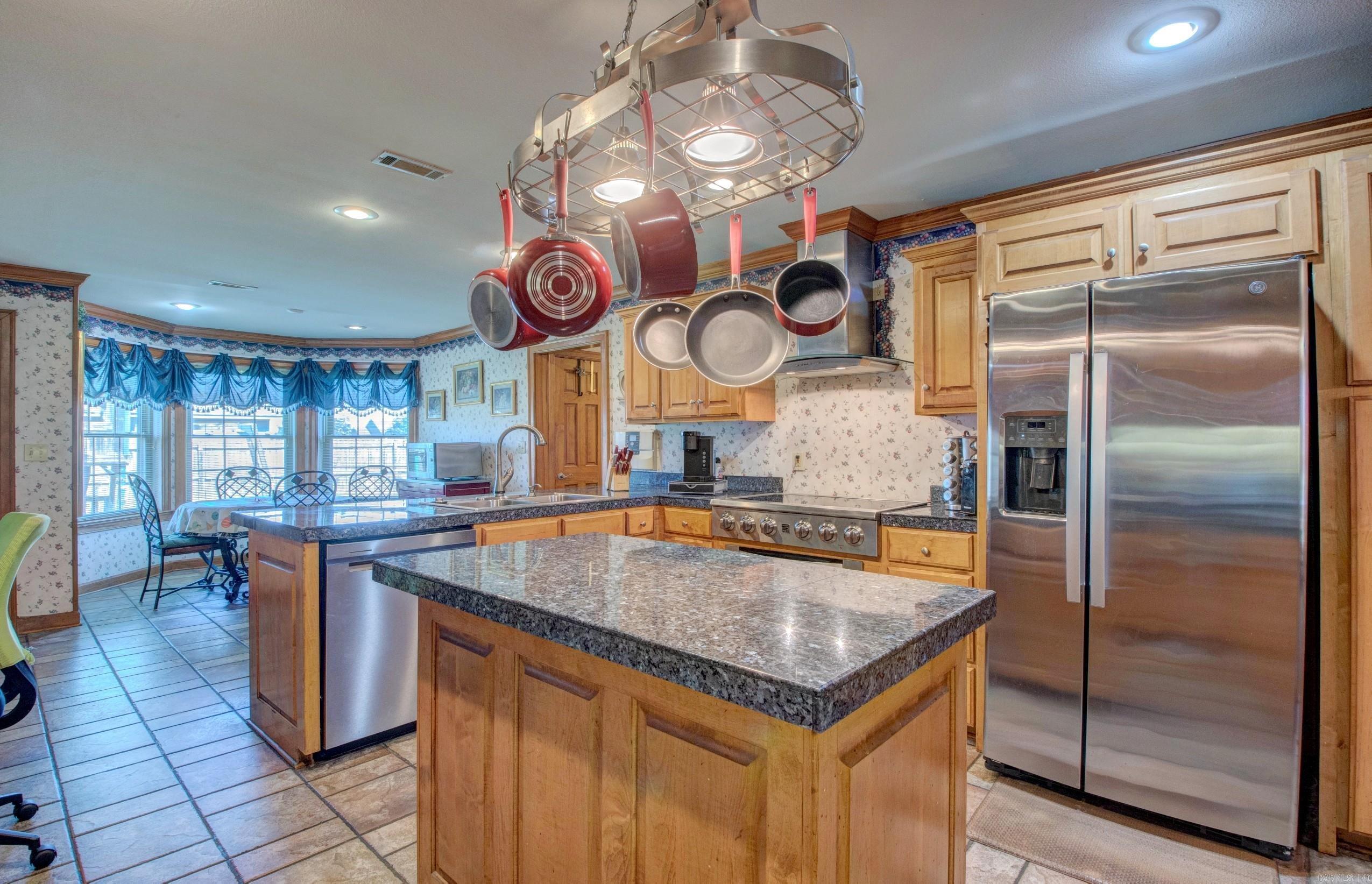 PRIVETT PARK - Residential