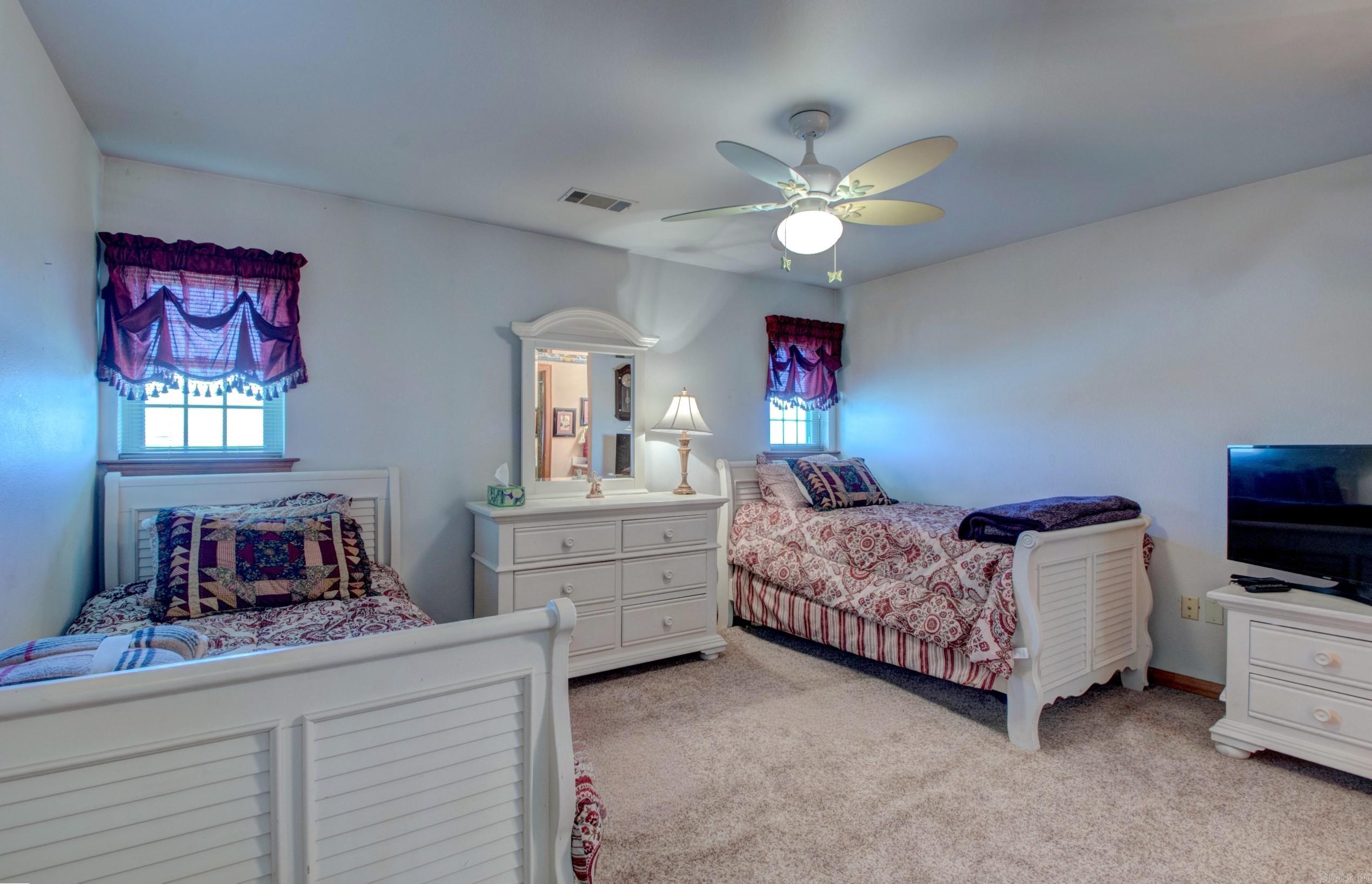 PRIVETT PARK - Residential