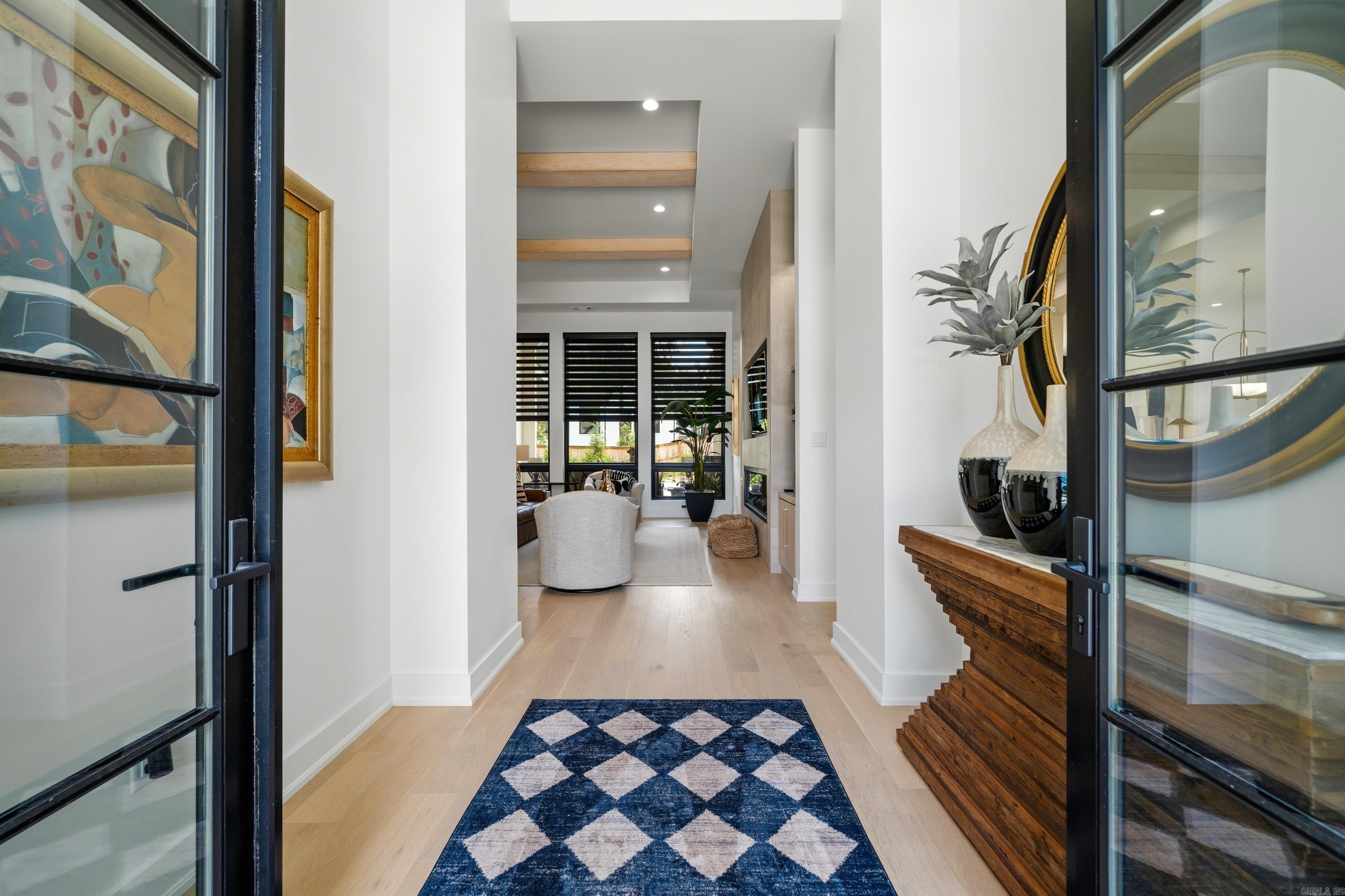ARLINGTON PARK - Residential