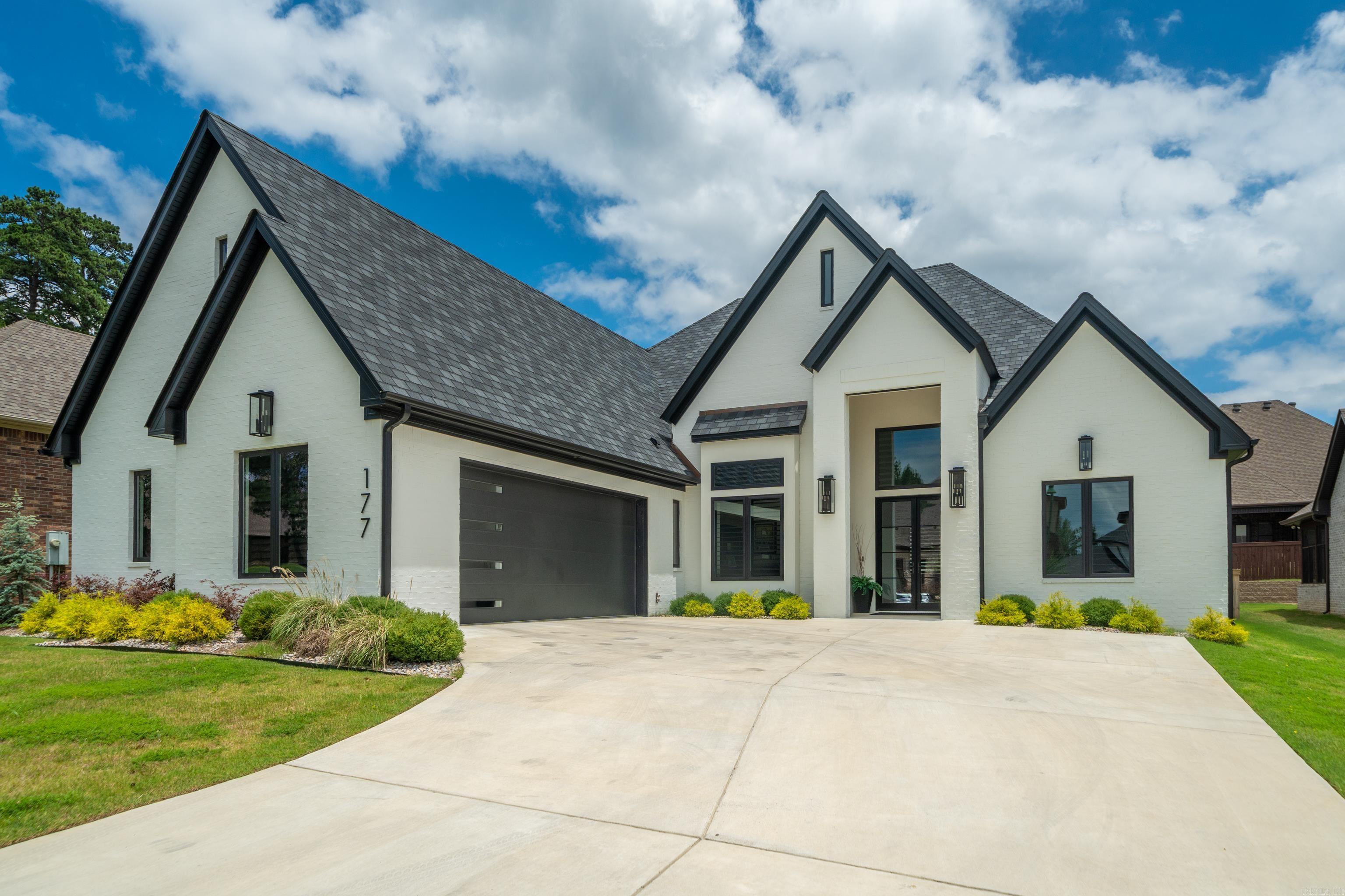 ARLINGTON PARK - Residential