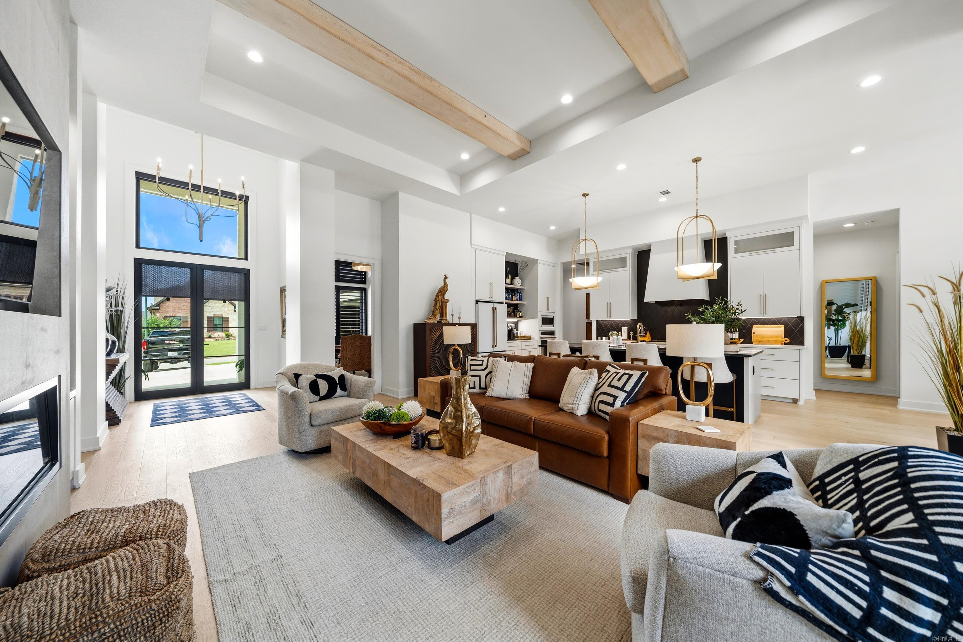 ARLINGTON PARK - Residential