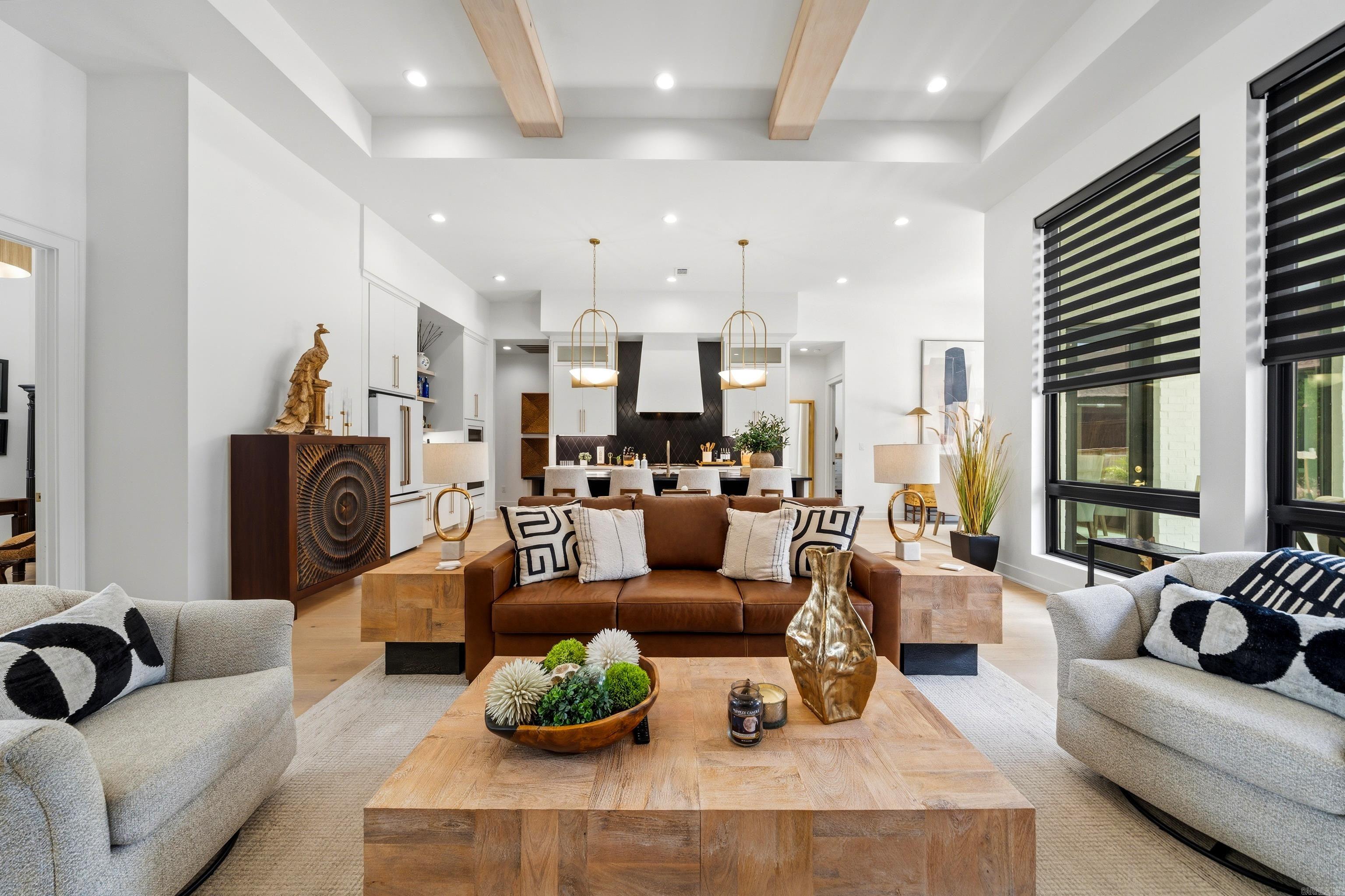 ARLINGTON PARK - Residential