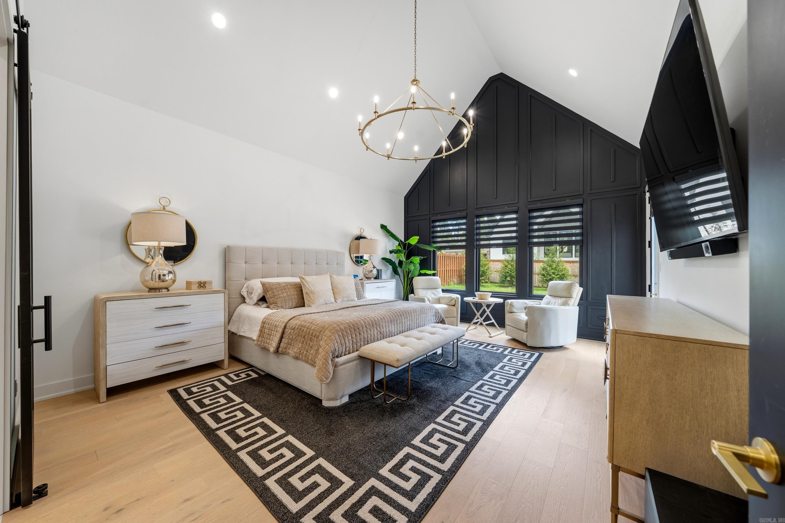 ARLINGTON PARK - Residential