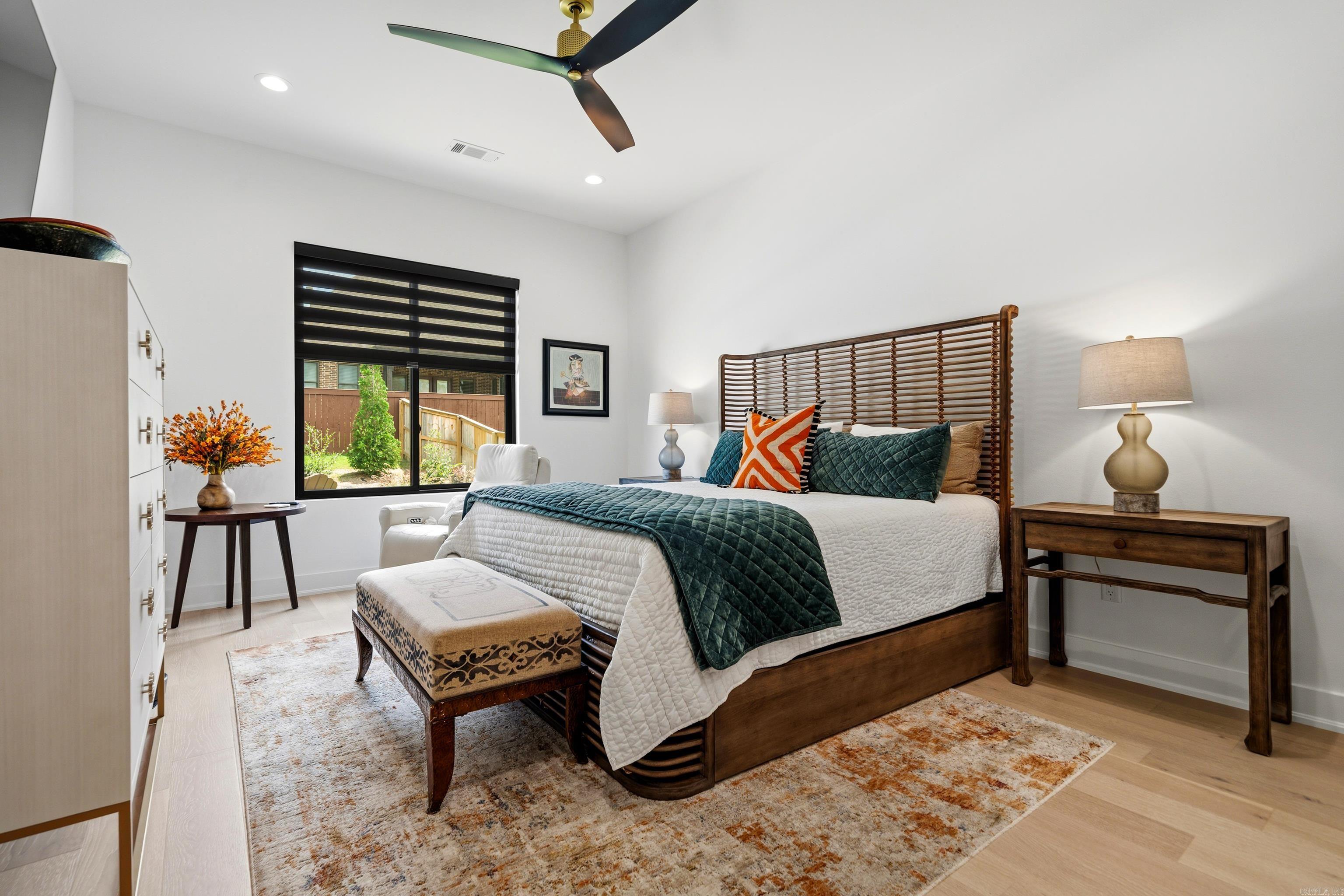 ARLINGTON PARK - Residential