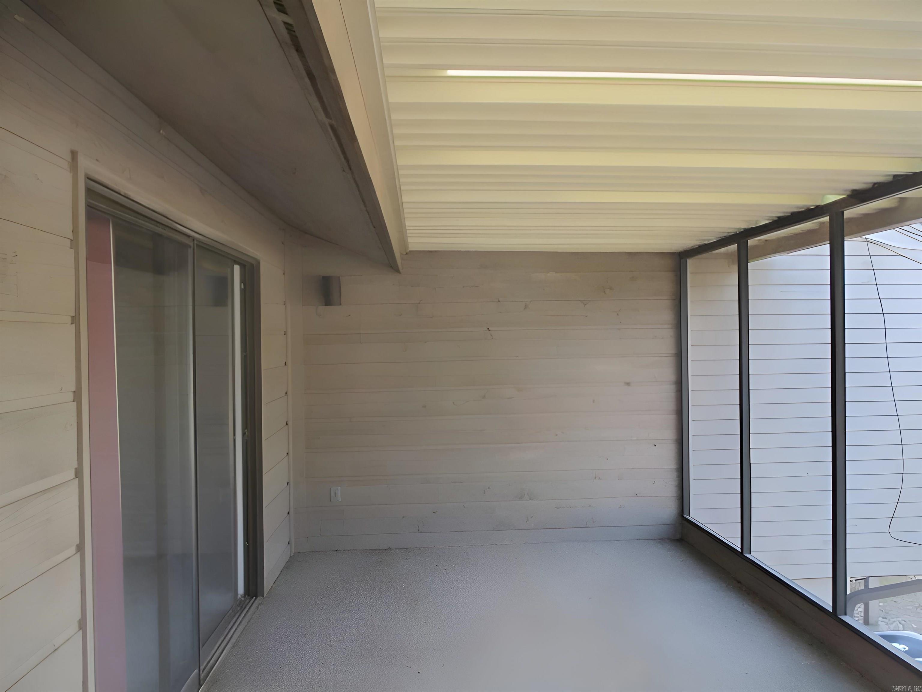 COUNTRY CLUB RIDGE - Residential