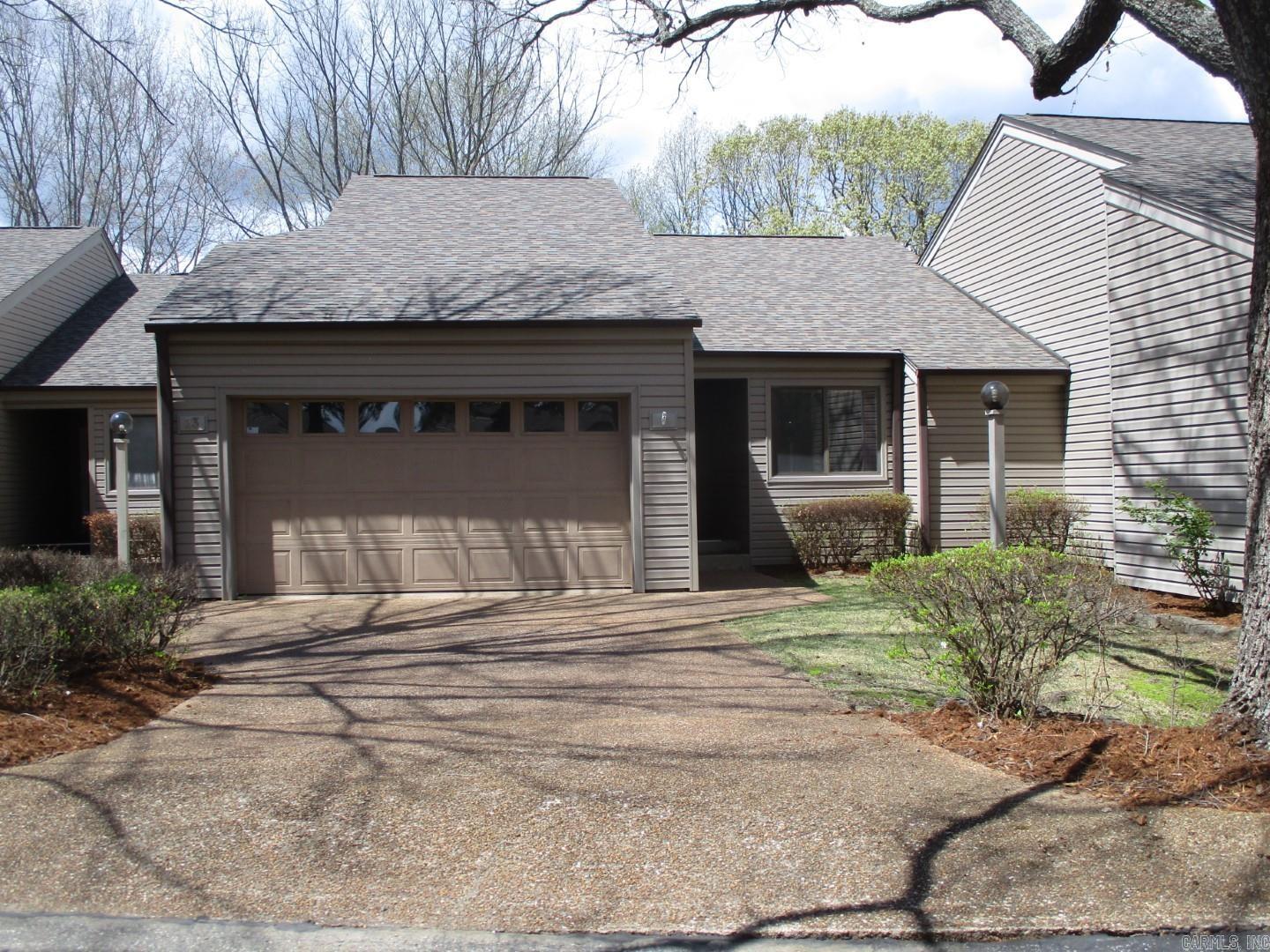 This cute 2 bedroom 2 bath condo is located in the heart of Fairfield Bay close to golfing, shopping, parks, and Greers Ferry Lake.  This condo features vaulted, ceilings, a cozy fireplace, and a large covered patio.  Don't miss out on this great space buy!!  This is a Fannie Mae Homepath property.  Agents see agent remarks on how and where to submit offers.  Seller may pay up to 3% in closing assistance for qualified buyers.