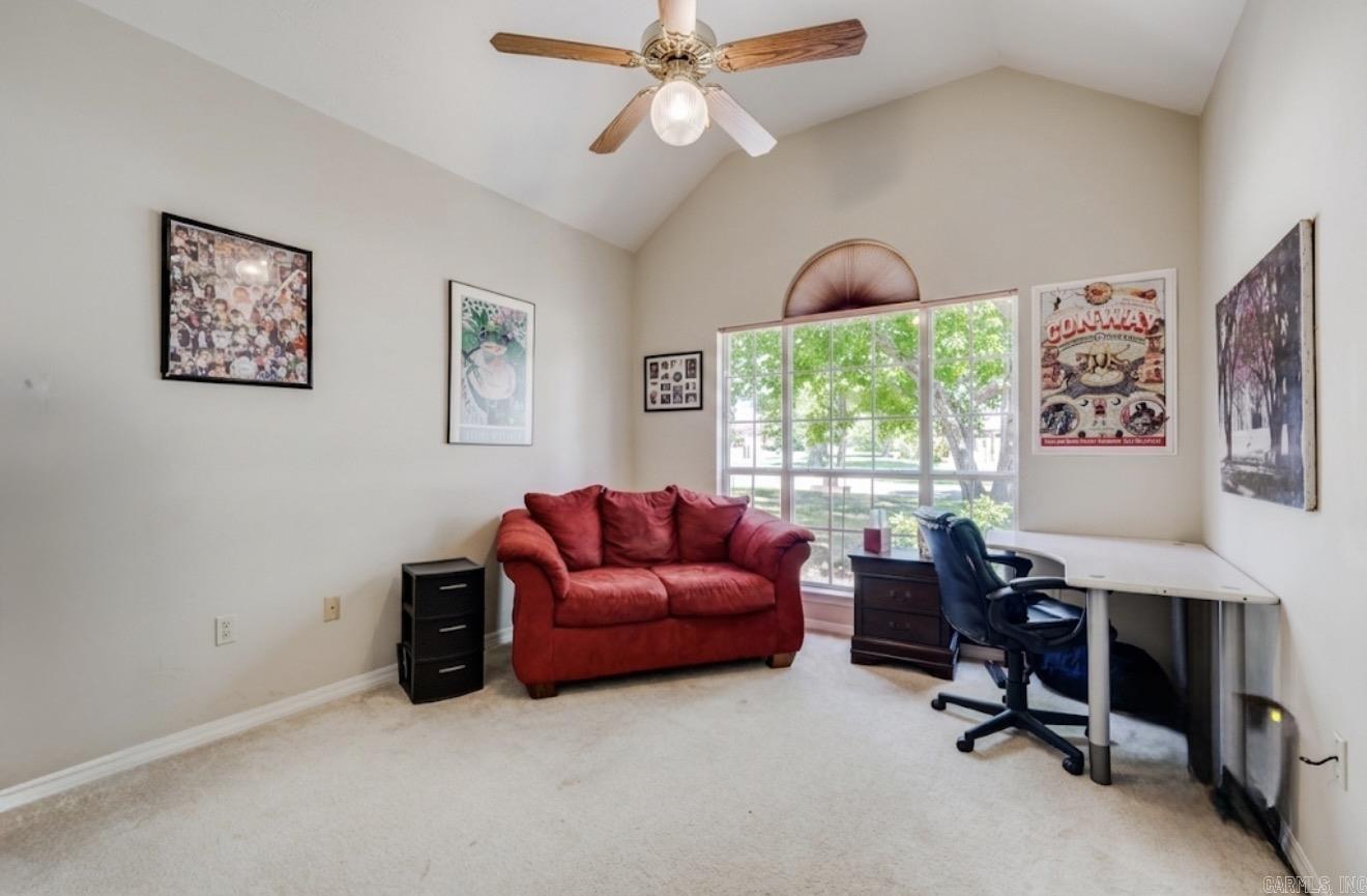 PINE CREEK - Residential