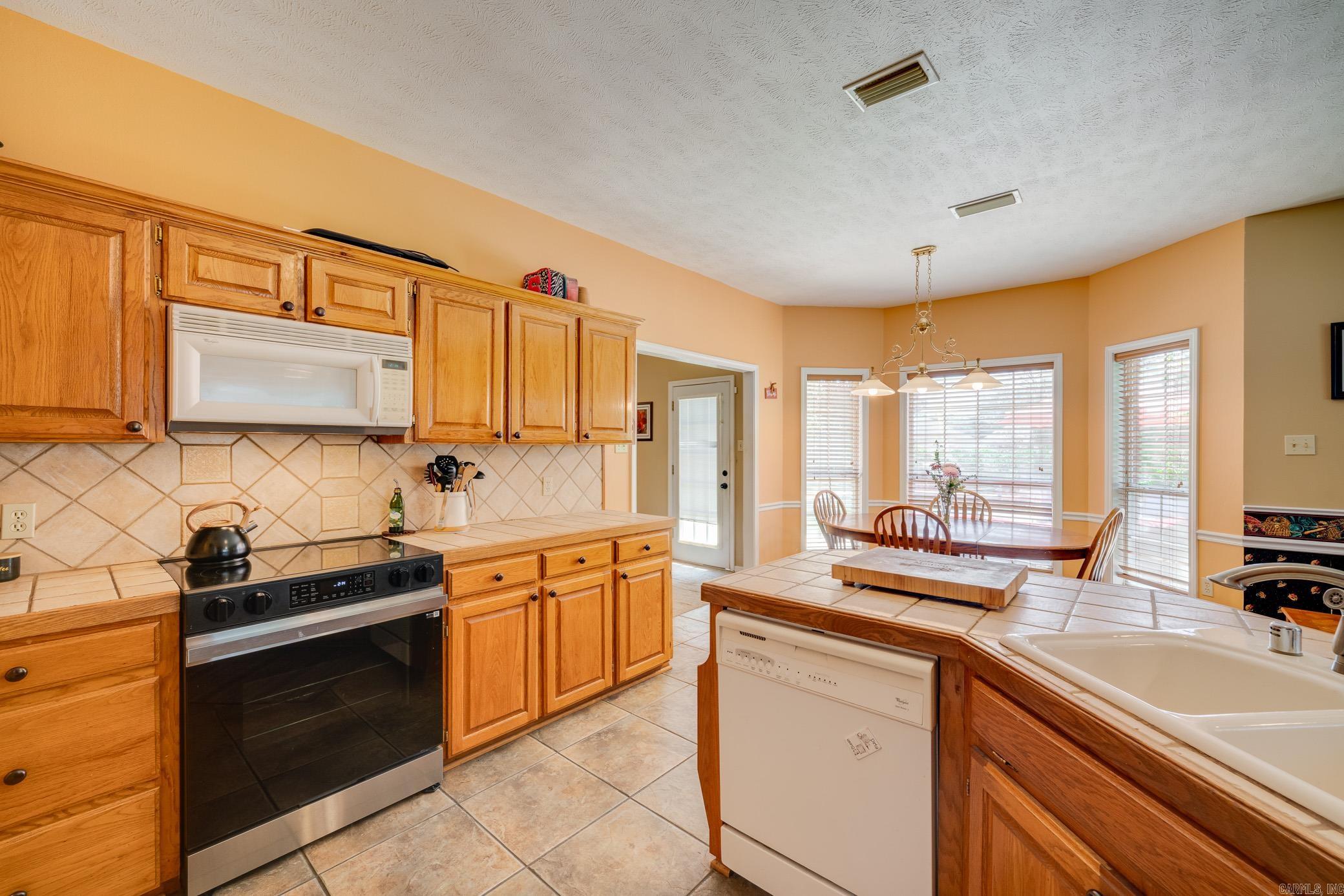 PINE CREEK - Residential