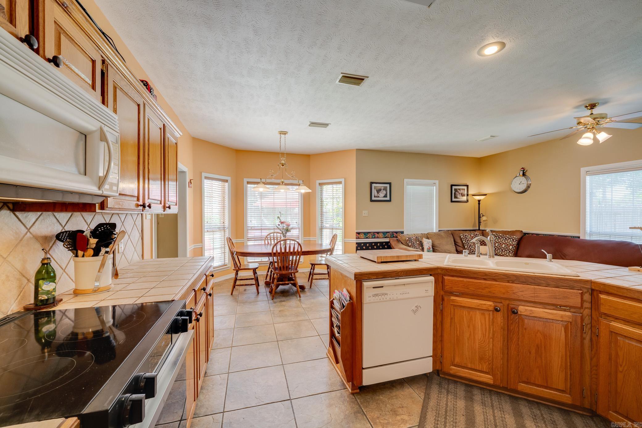 PINE CREEK - Residential