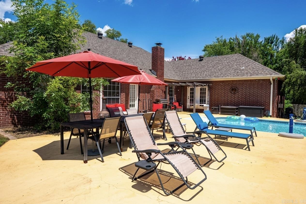PINE CREEK - Residential