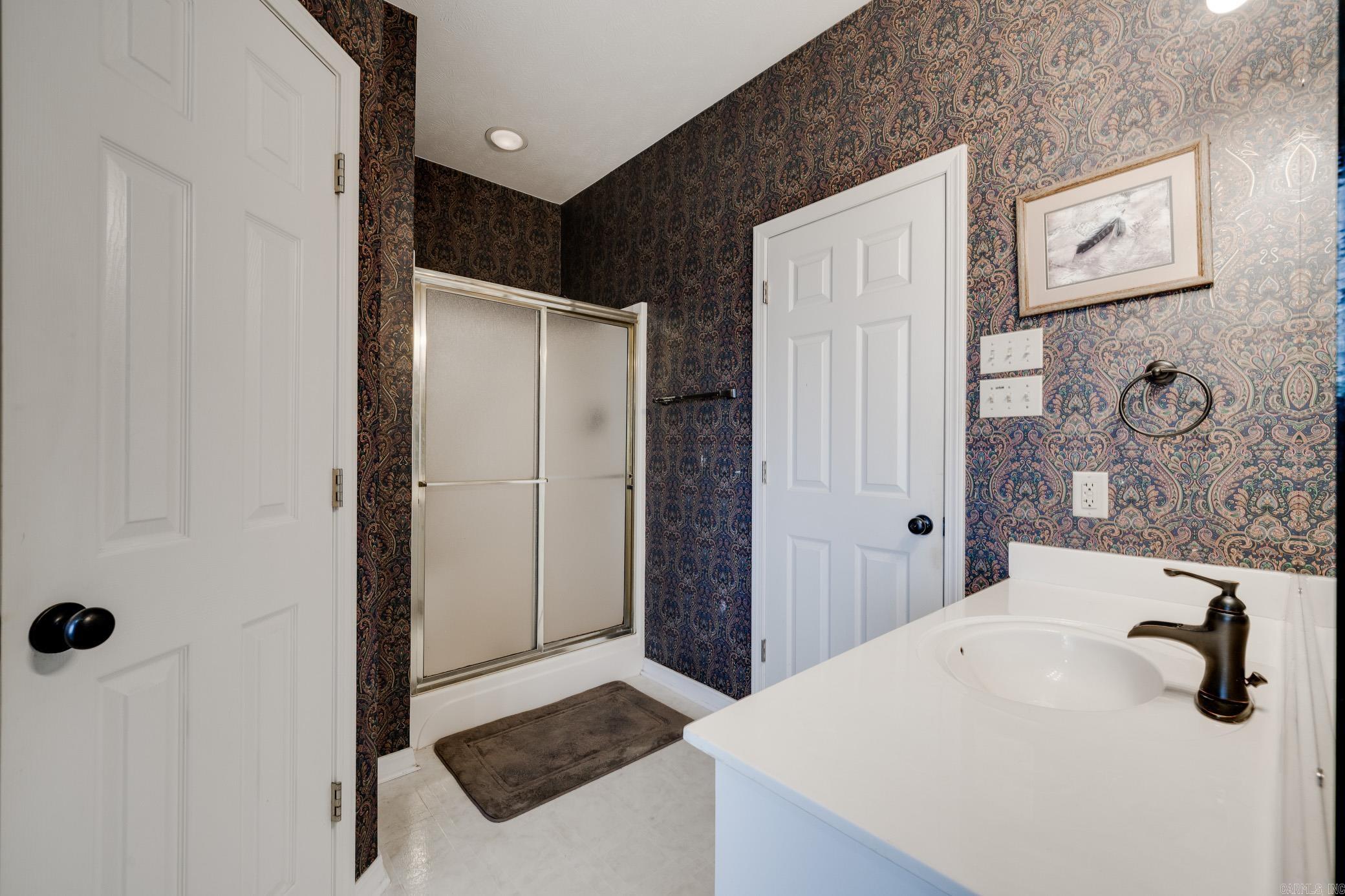PINE CREEK - Residential
