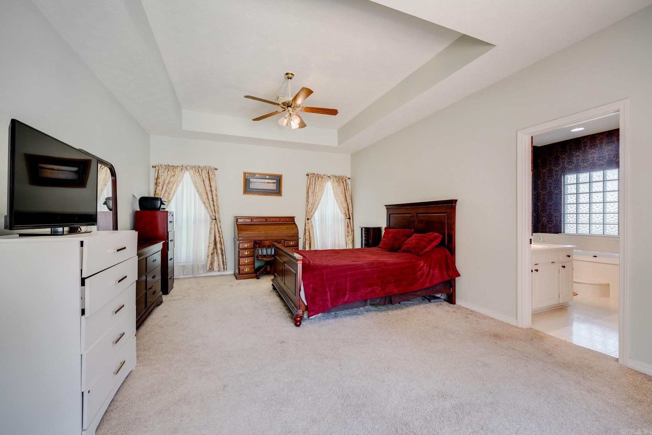 PINE CREEK - Residential