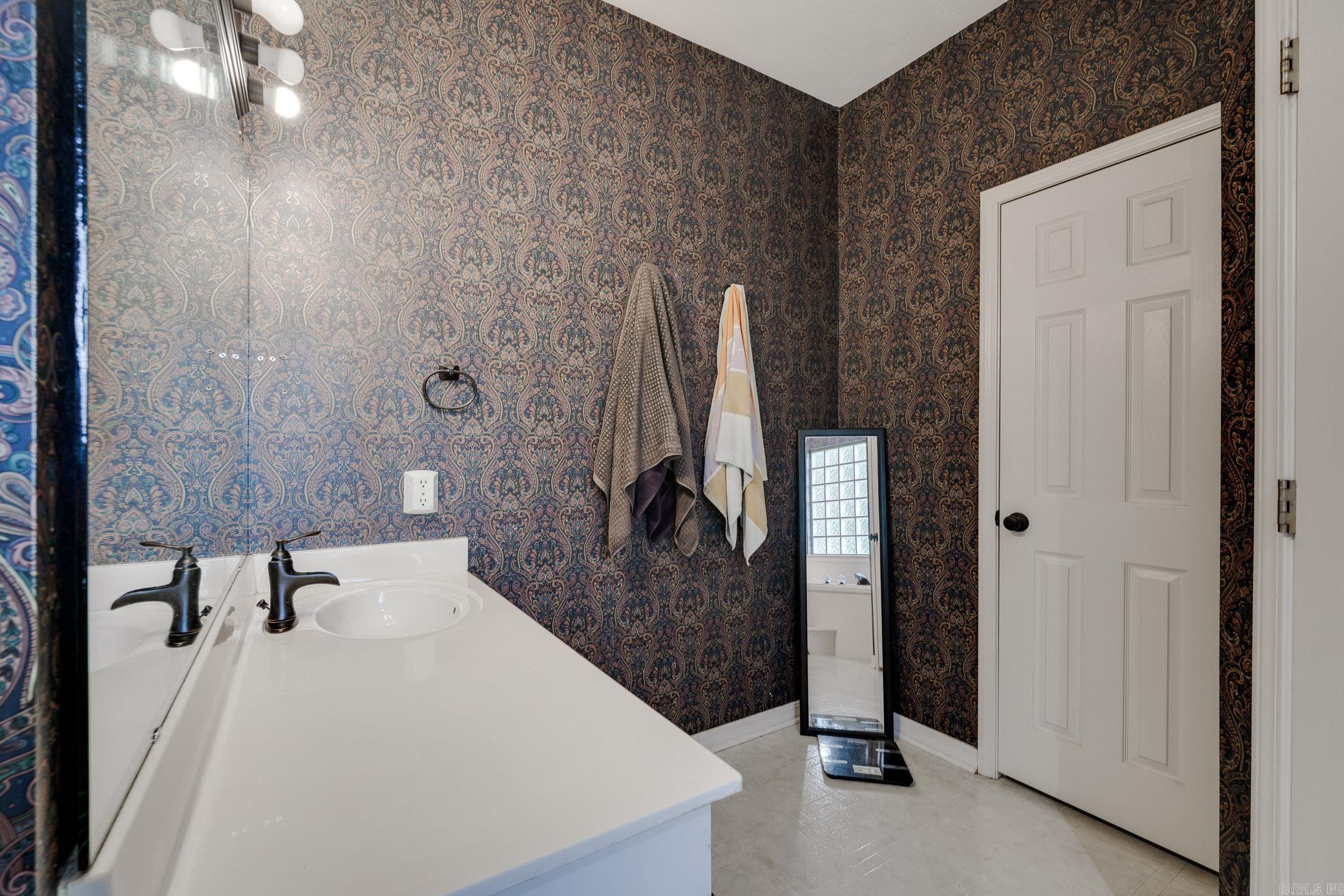 PINE CREEK - Residential