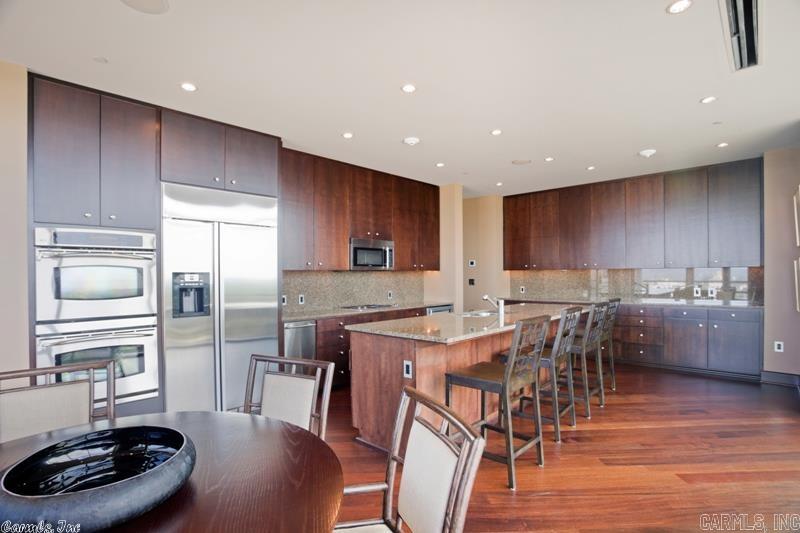 300 THIRD HPR - Residential