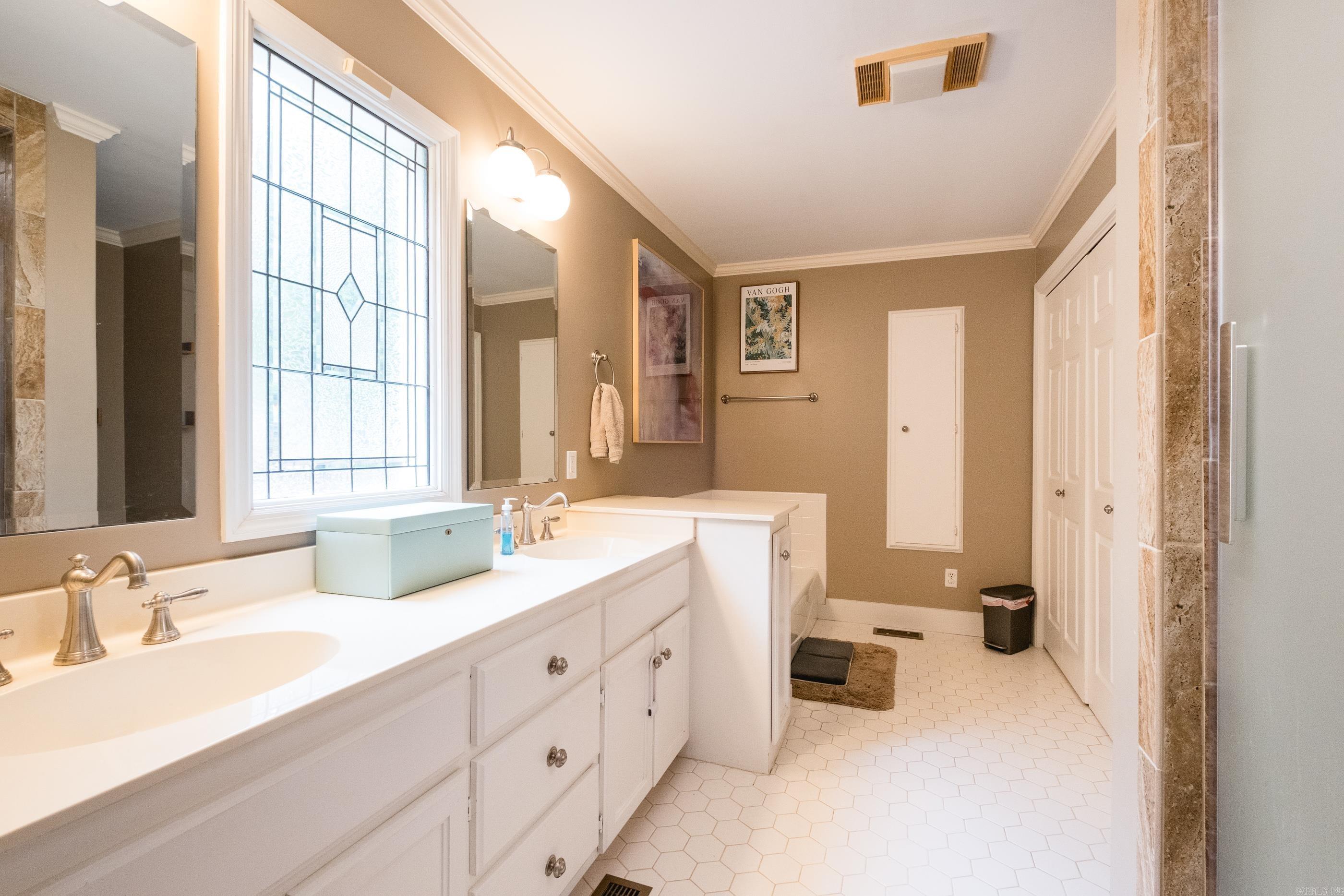 ST CHARLES ADDN - Residential