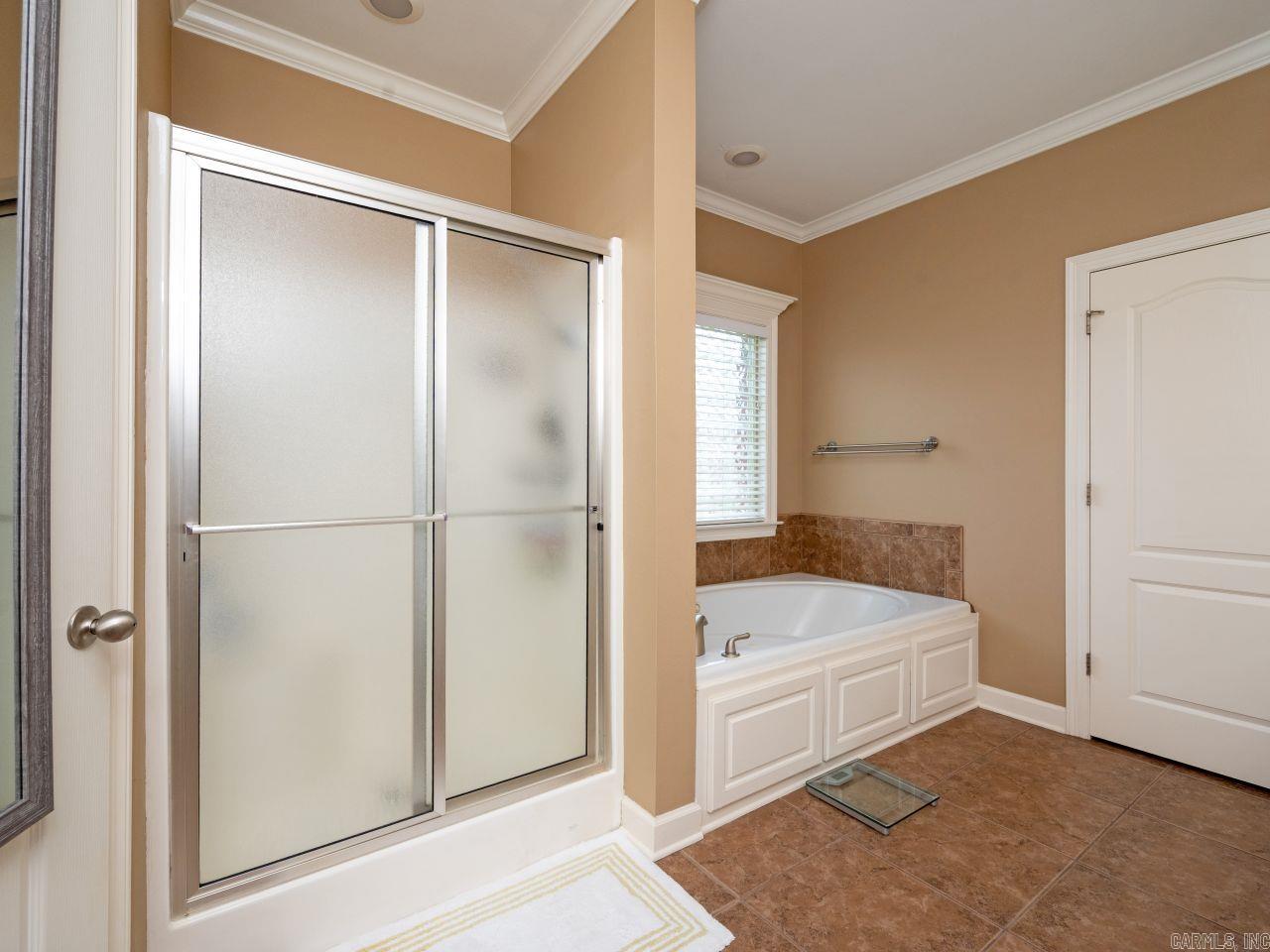 CAPITOL LAKES ESTATES - Residential