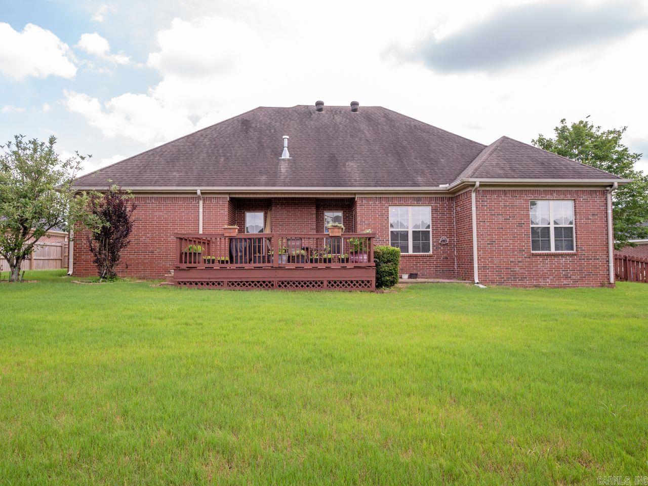 CAPITOL LAKES ESTATES - Residential