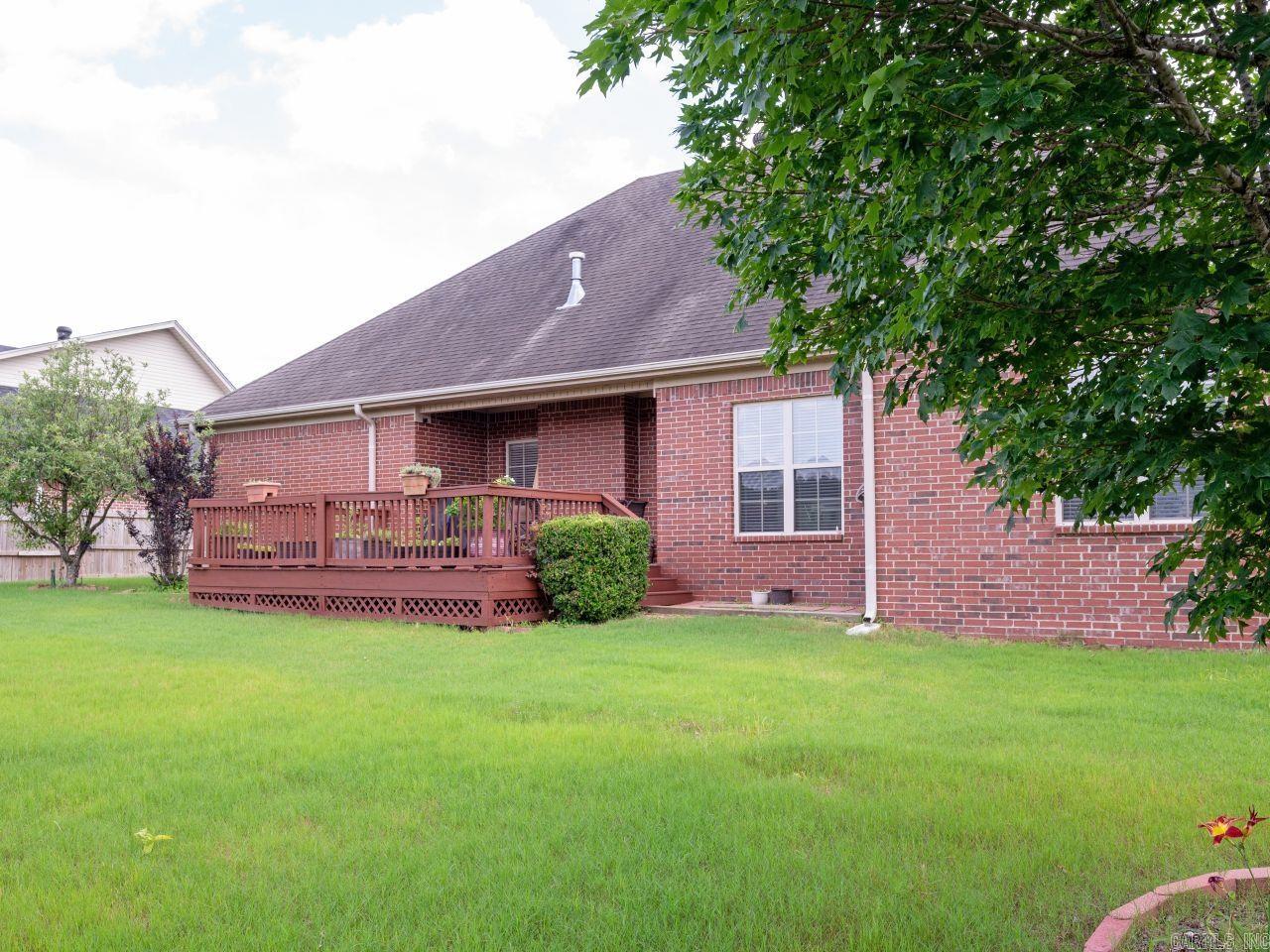 CAPITOL LAKES ESTATES - Residential