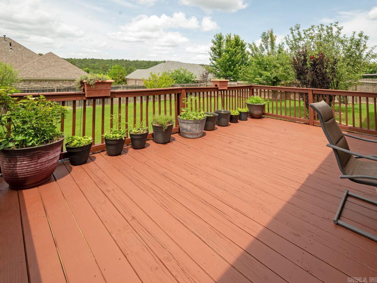 CAPITOL LAKES ESTATES - Residential